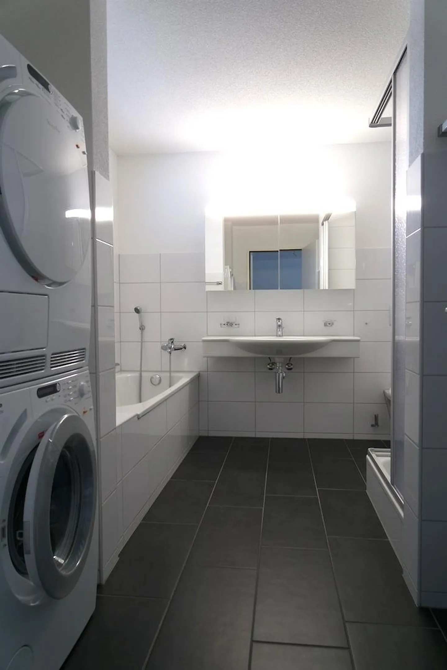 2.5 Room Apartment in Oftringen - Photo 8 of 12