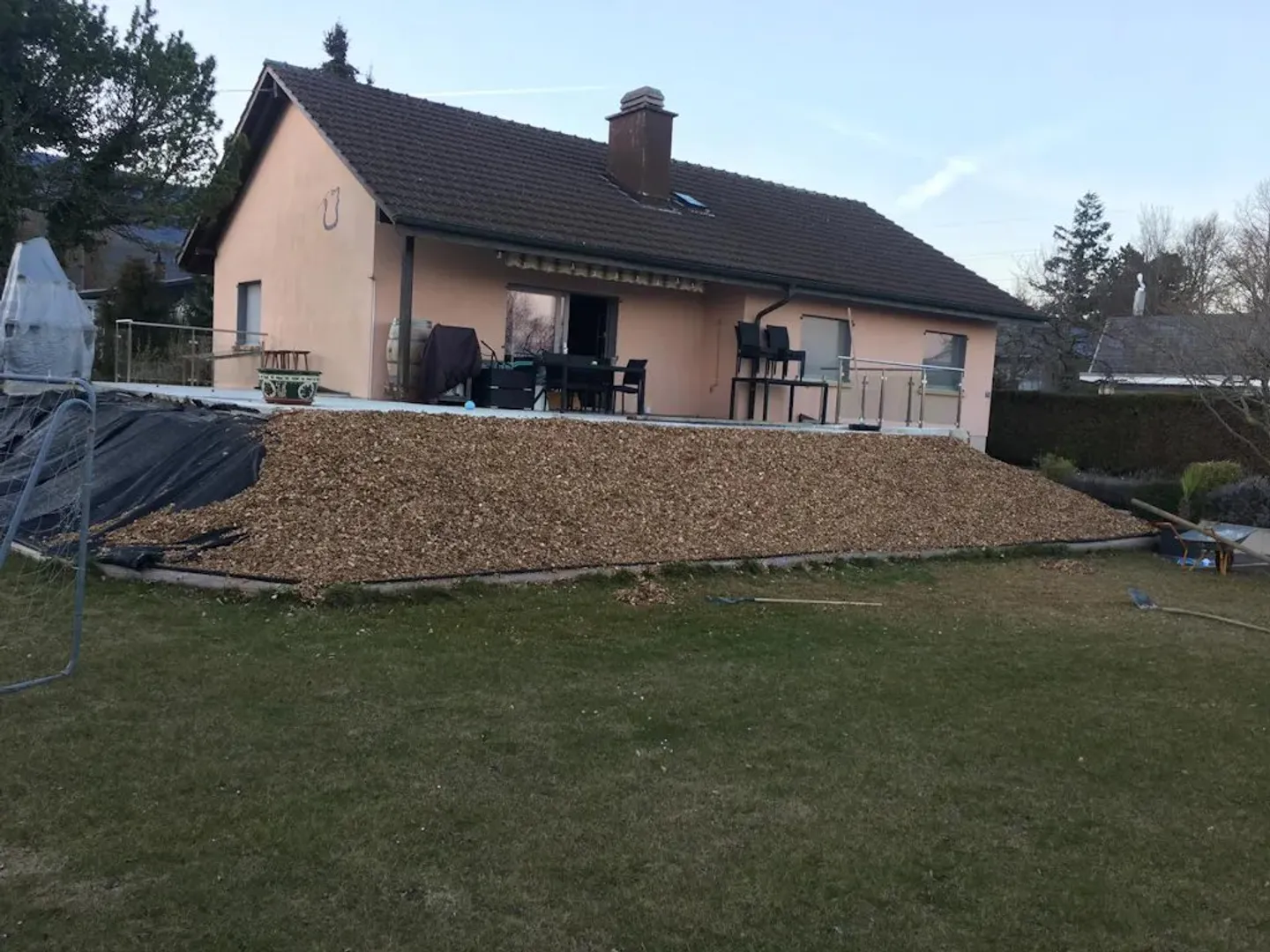 Einfamilienhaus mieten - Foto 2 von 2