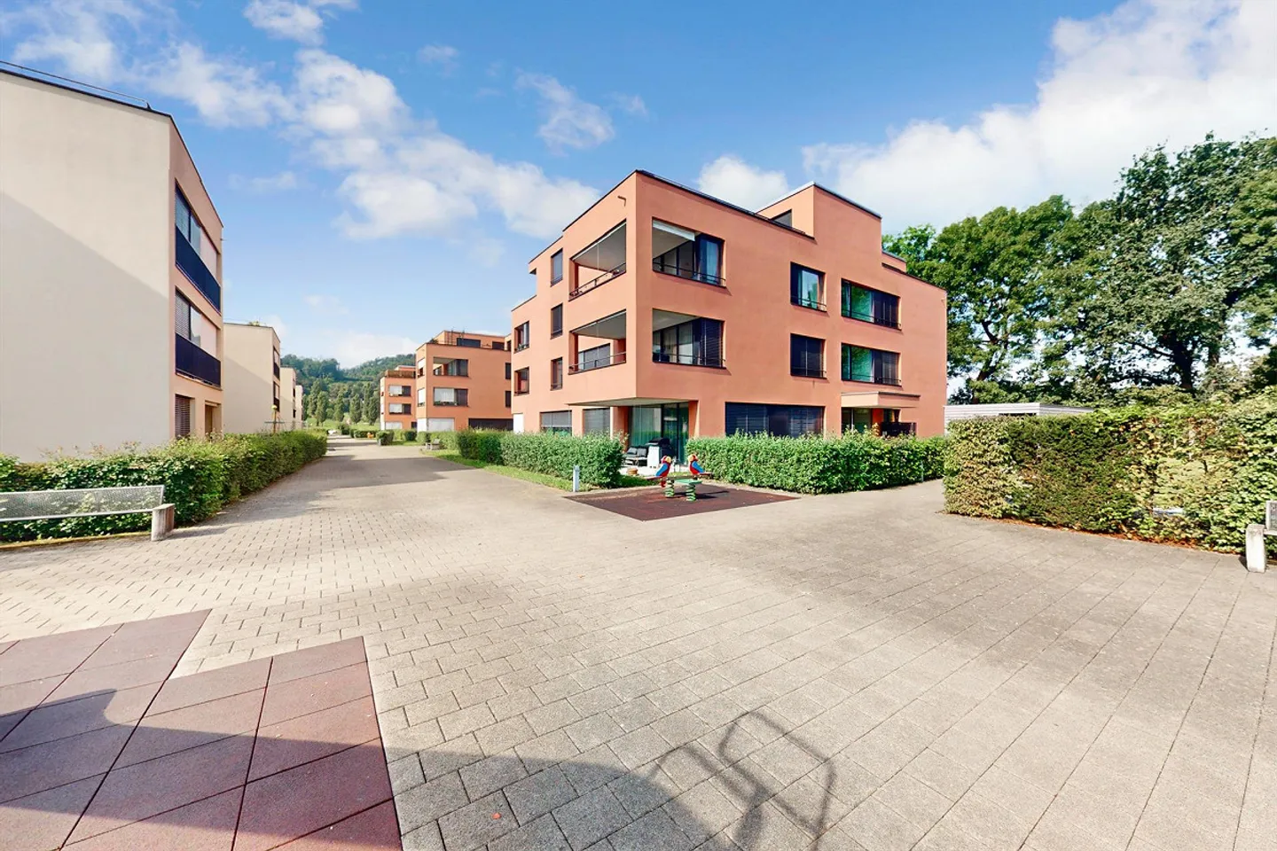 Appartement moderne dans un bel environnement - Photo 1 sur 6