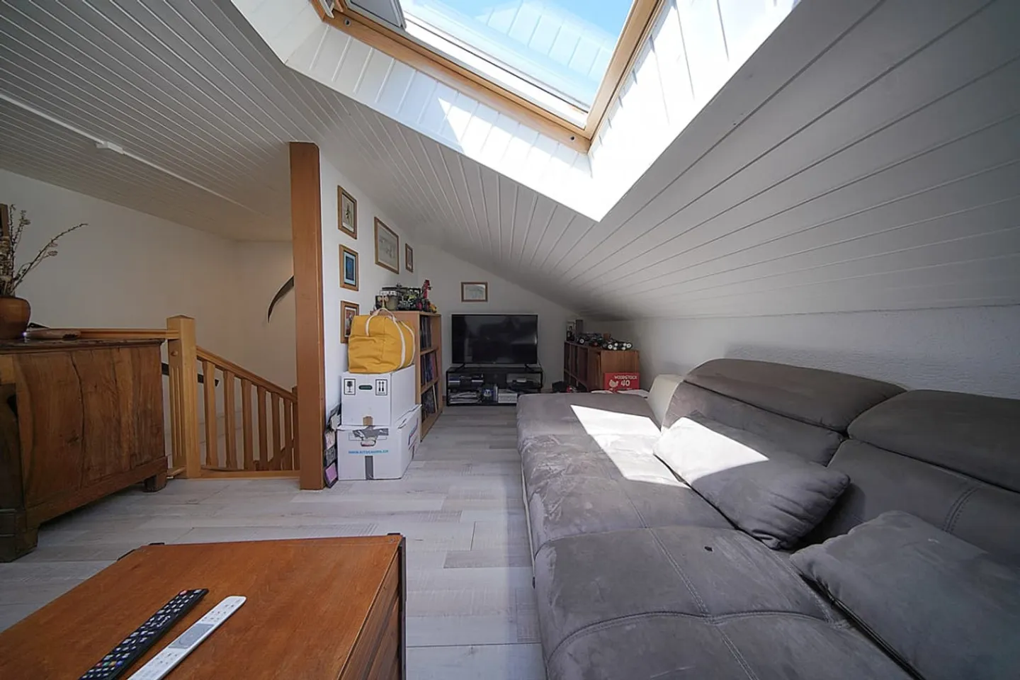 Location - Spacious adjoining villa in a quiet area with a view - Photo 11 of 13