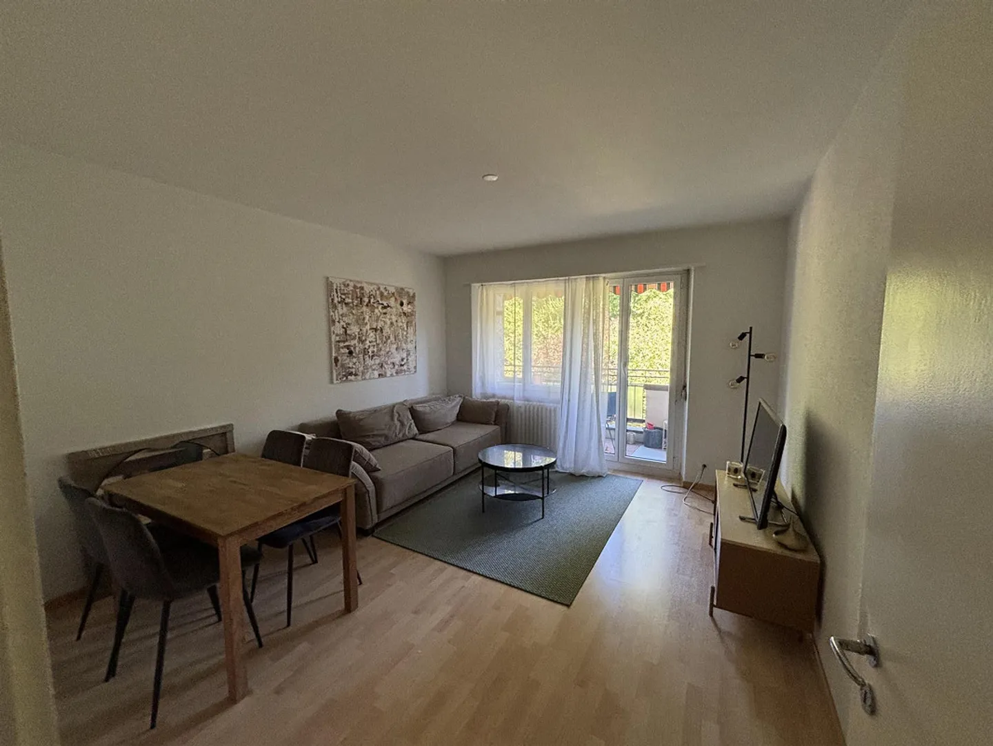 Looking for a new tenant by September 15th - Photo 2 of 6
