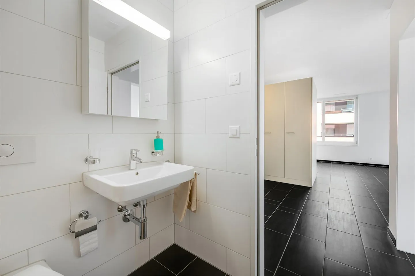 Appartement moderne dans un bel environnement - Photo 6 sur 6