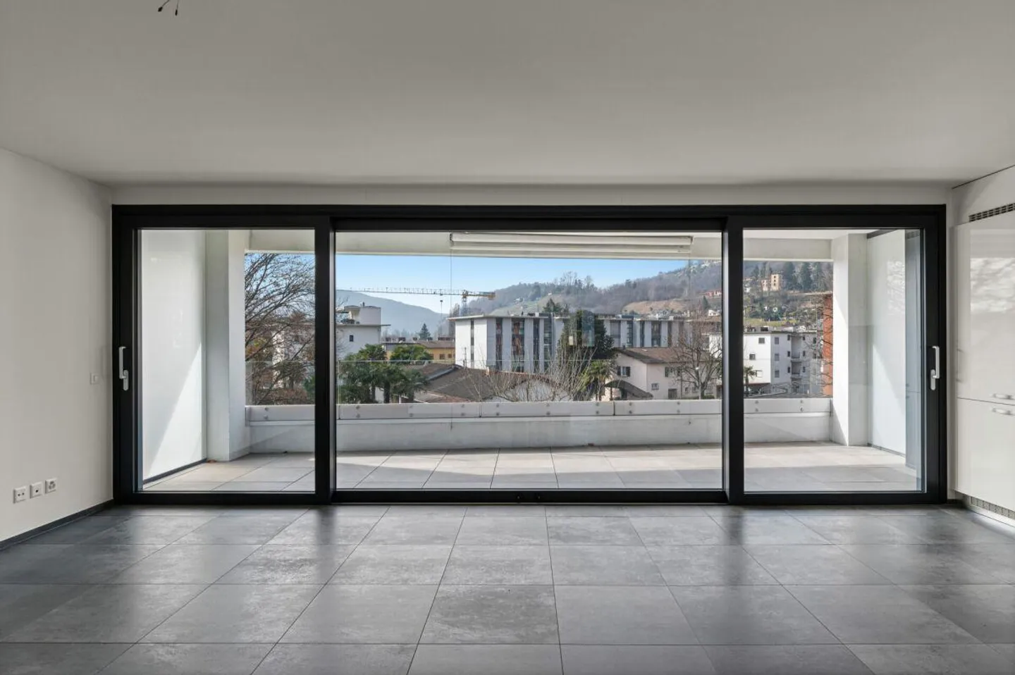 Résidence moderne et design. 3,5 pièces avec grande terrasse - Photo 4 sur 12