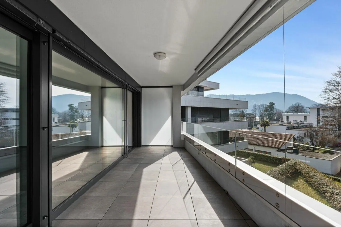 Résidence moderne et design. 3,5 pièces avec grande terrasse - Photo 5 sur 12