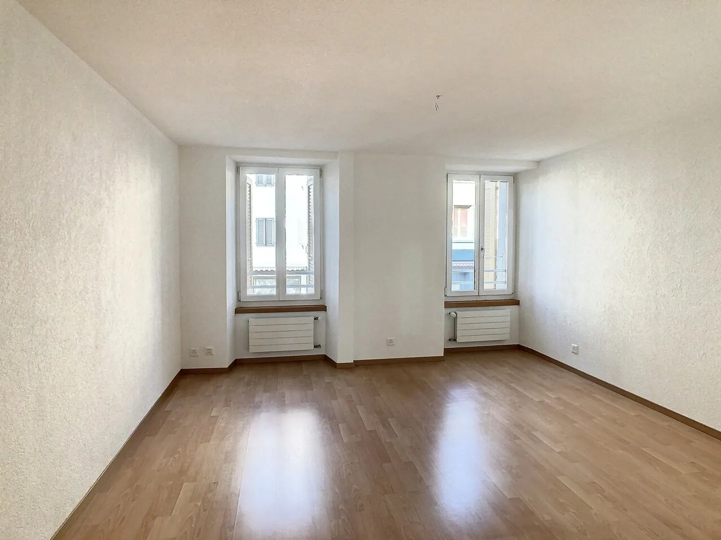 MAGNIFICO APPARTAMENTO DI 4 STANZE IN AFFITTO - Foto 9 di 13