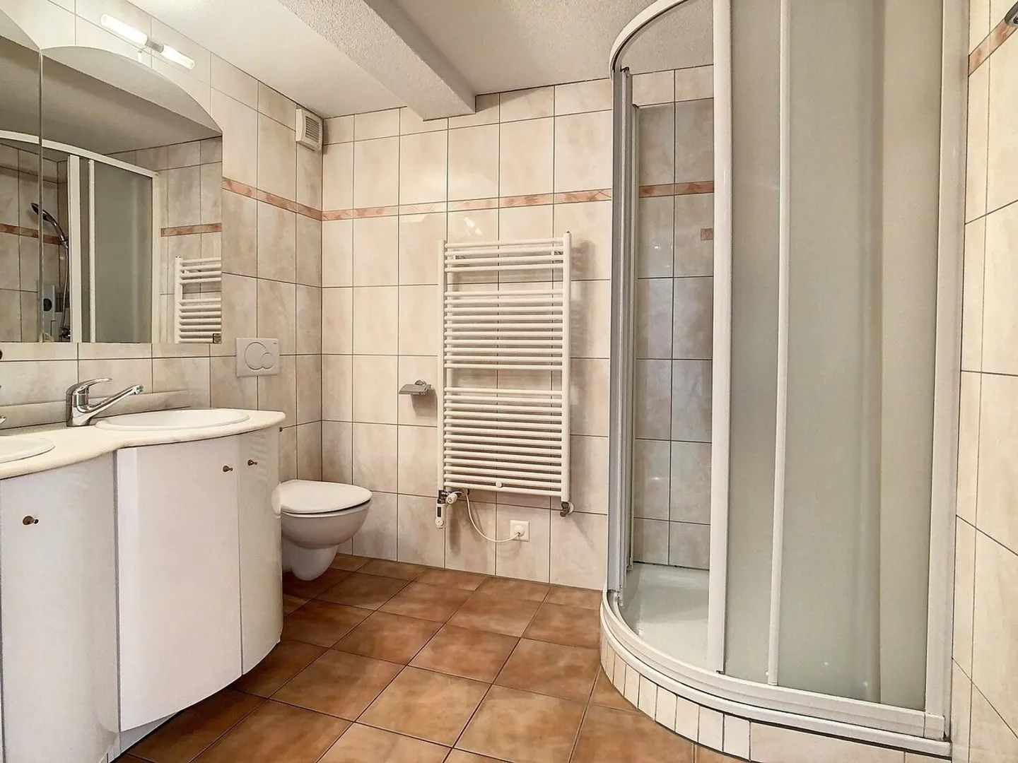 MAGNIFICO APPARTAMENTO DI 4 STANZE IN AFFITTO - Foto 11 di 13