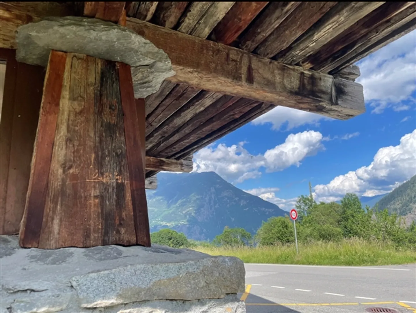 «Ihr Zweitwohnsitz in Les Marécottes (VS) oder anderswo ab CHF 40'000» - Photo 1 sur 2