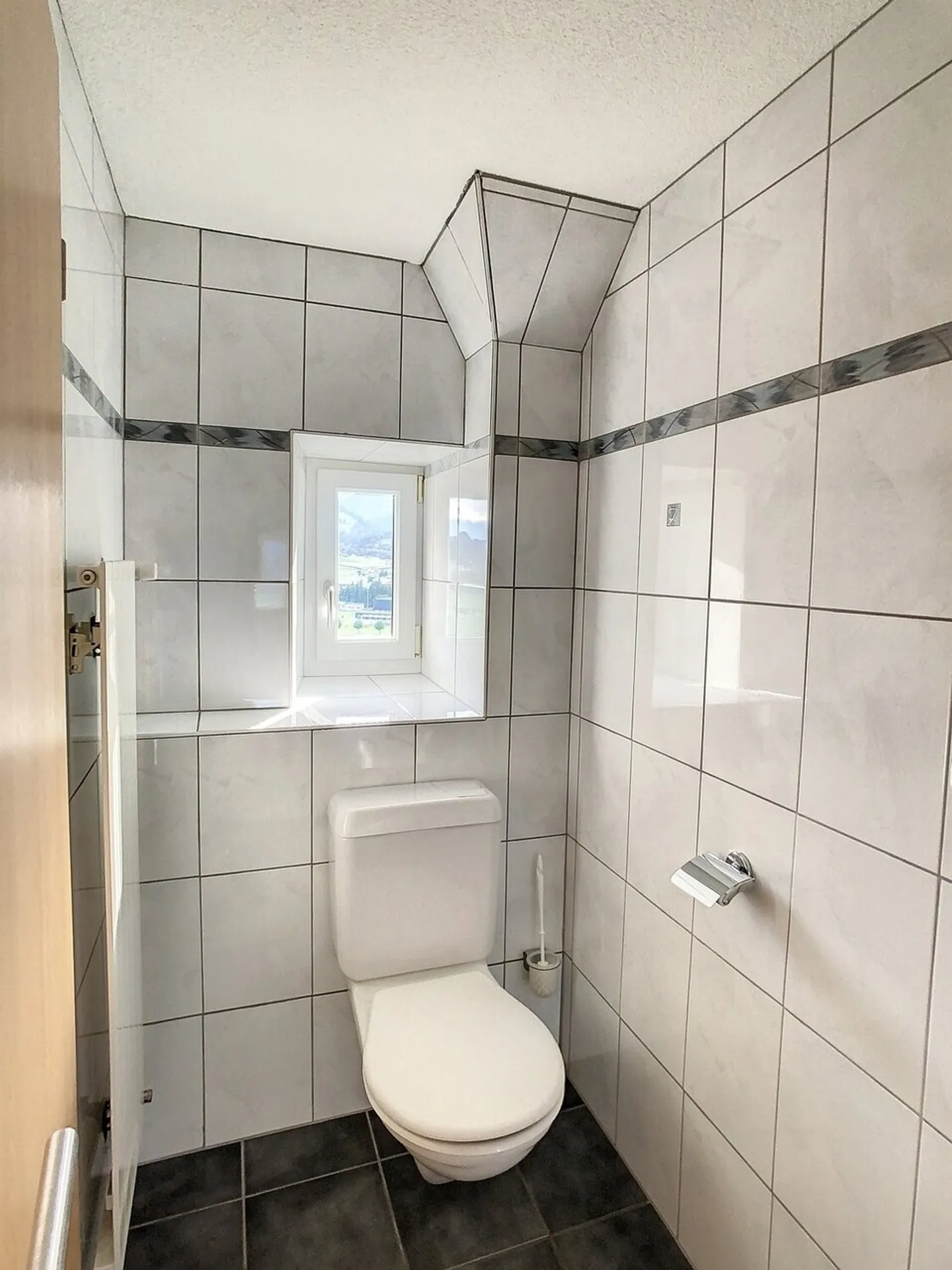 MAGNIFICO APPARTAMENTO DI 4 STANZE IN AFFITTO - Foto 12 di 13