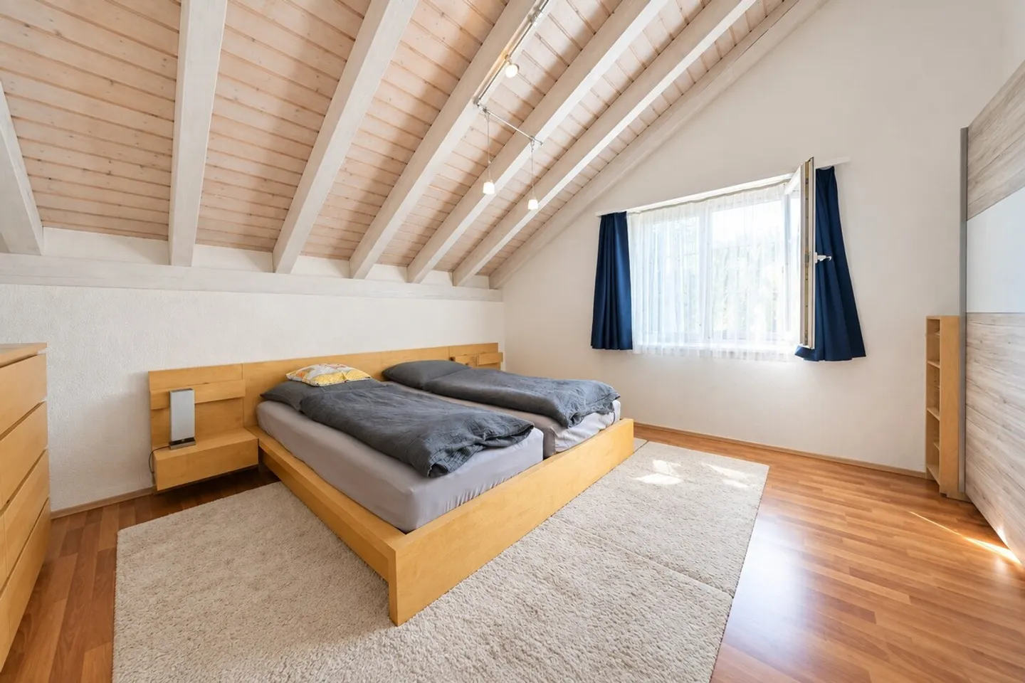 Well-maintained 5½-room single-family house with garden, veranda, and hobby room - Photo 12 of 13