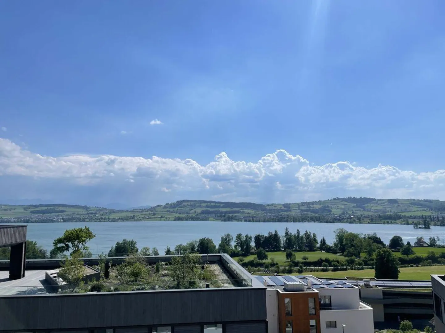 Appartements neufs avec vue sur le lac et les montagnes - Photo 2 sur 8