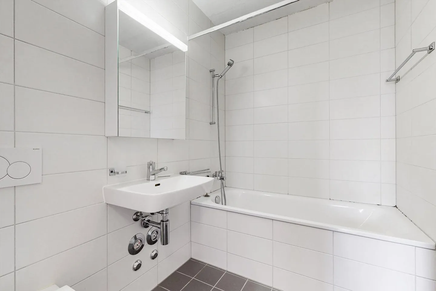 Magnificent apartment - CHF 1,000 MANOR voucher offered! - Photo 7 of 8