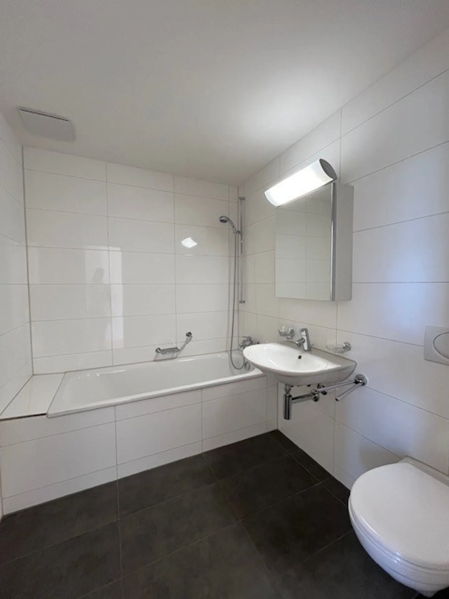 *due affitti gratuiti* Appartamento galleria speciale per la tua famiglia/convivenza! - Foto 5 di 13