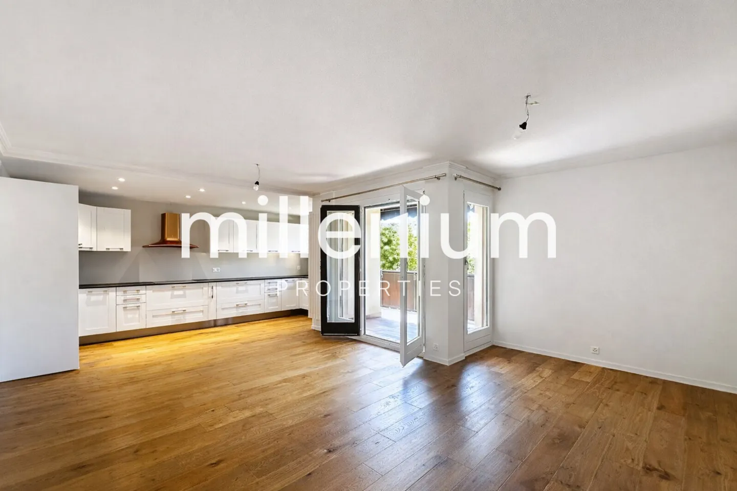 Magnificent apartment located in Corsier - Photo 5 of 11