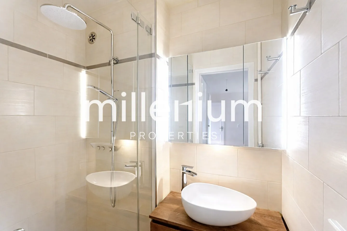 Magnificent apartment located in Corsier - Photo 10 of 11