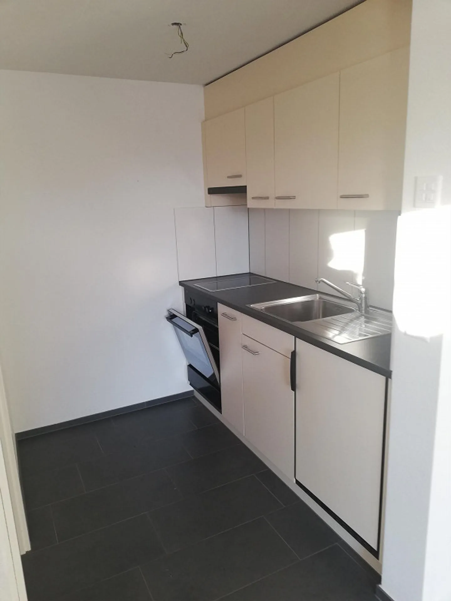 studio oder kleine 2 Zimmerwohnung - Foto 1 von 8