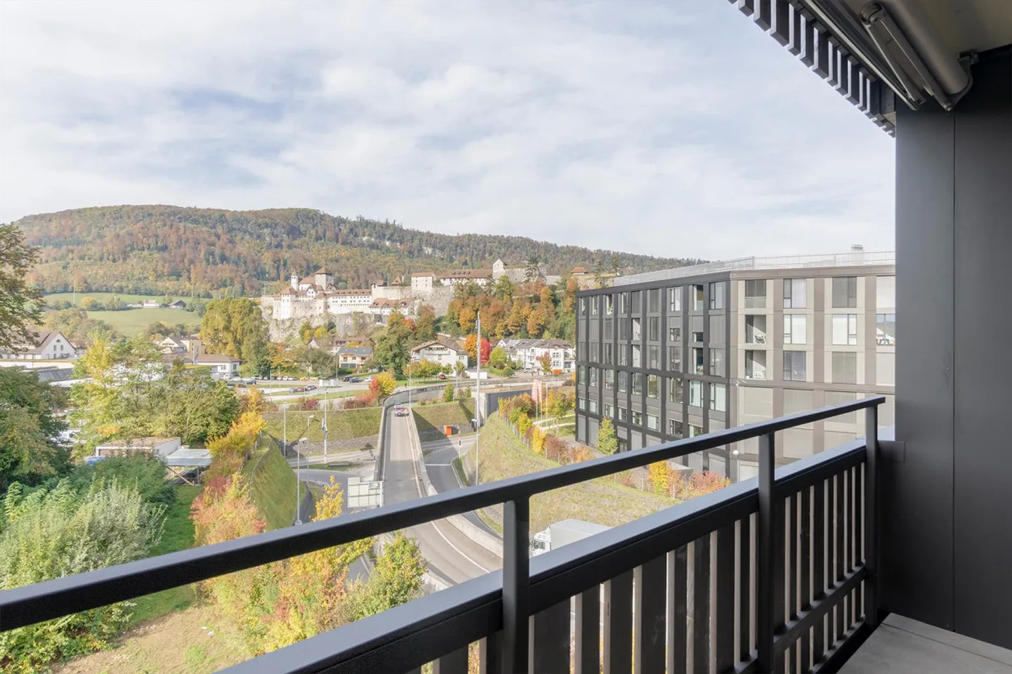 Quartiere tranquillo con carattere residenziale - Foto 1 di 6