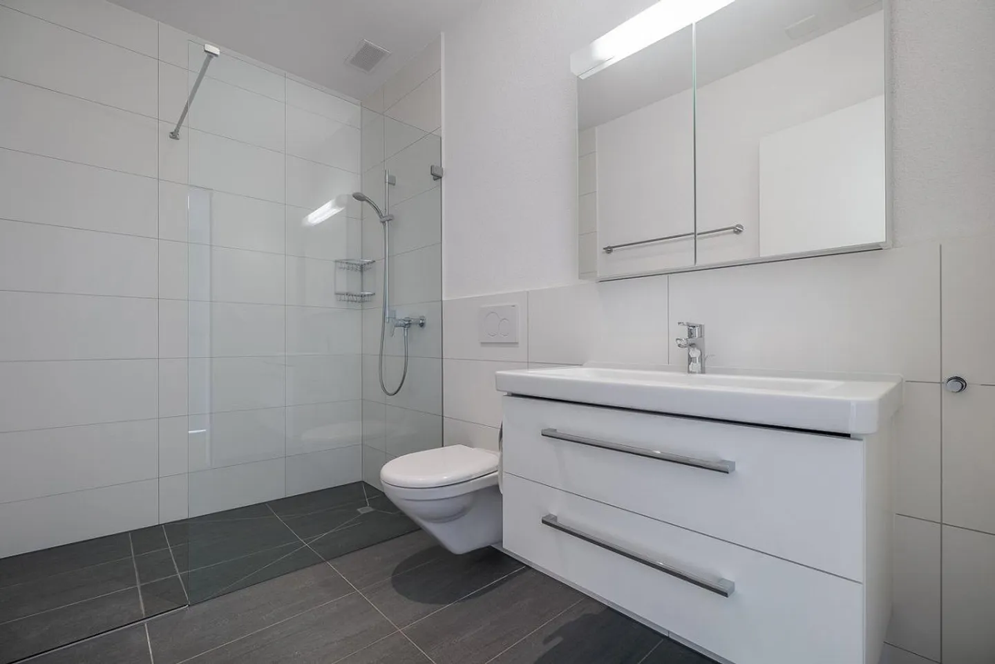 Quartiere tranquillo con carattere residenziale - Foto 5 di 6