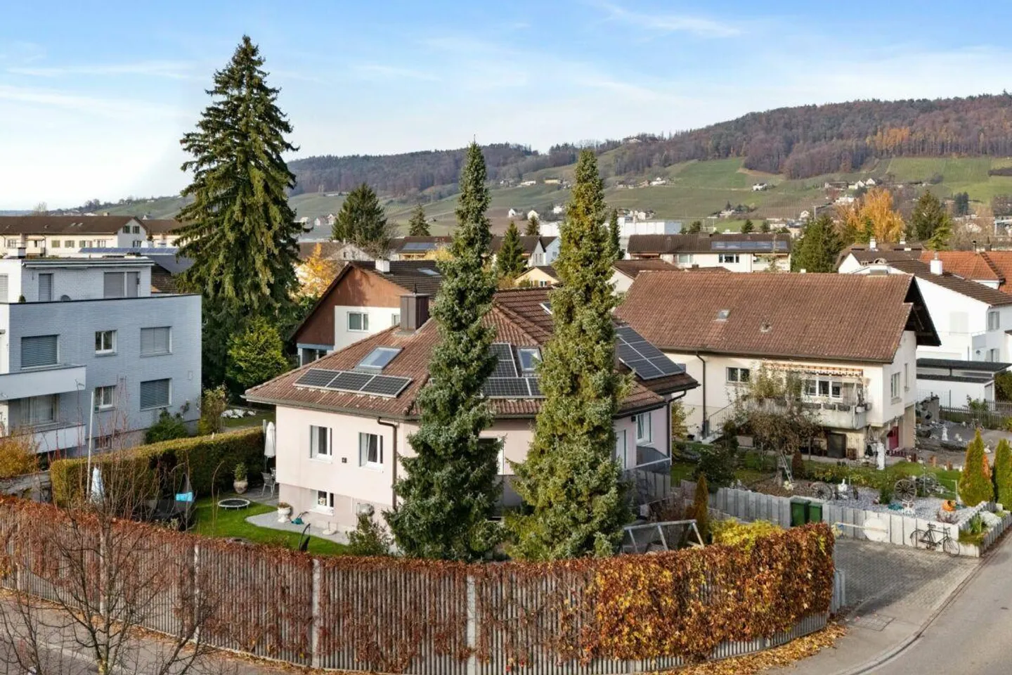 Casa unifamiliare di 7,5 stanze con idillio giardino a Weinfelden - Foto 10 di 10