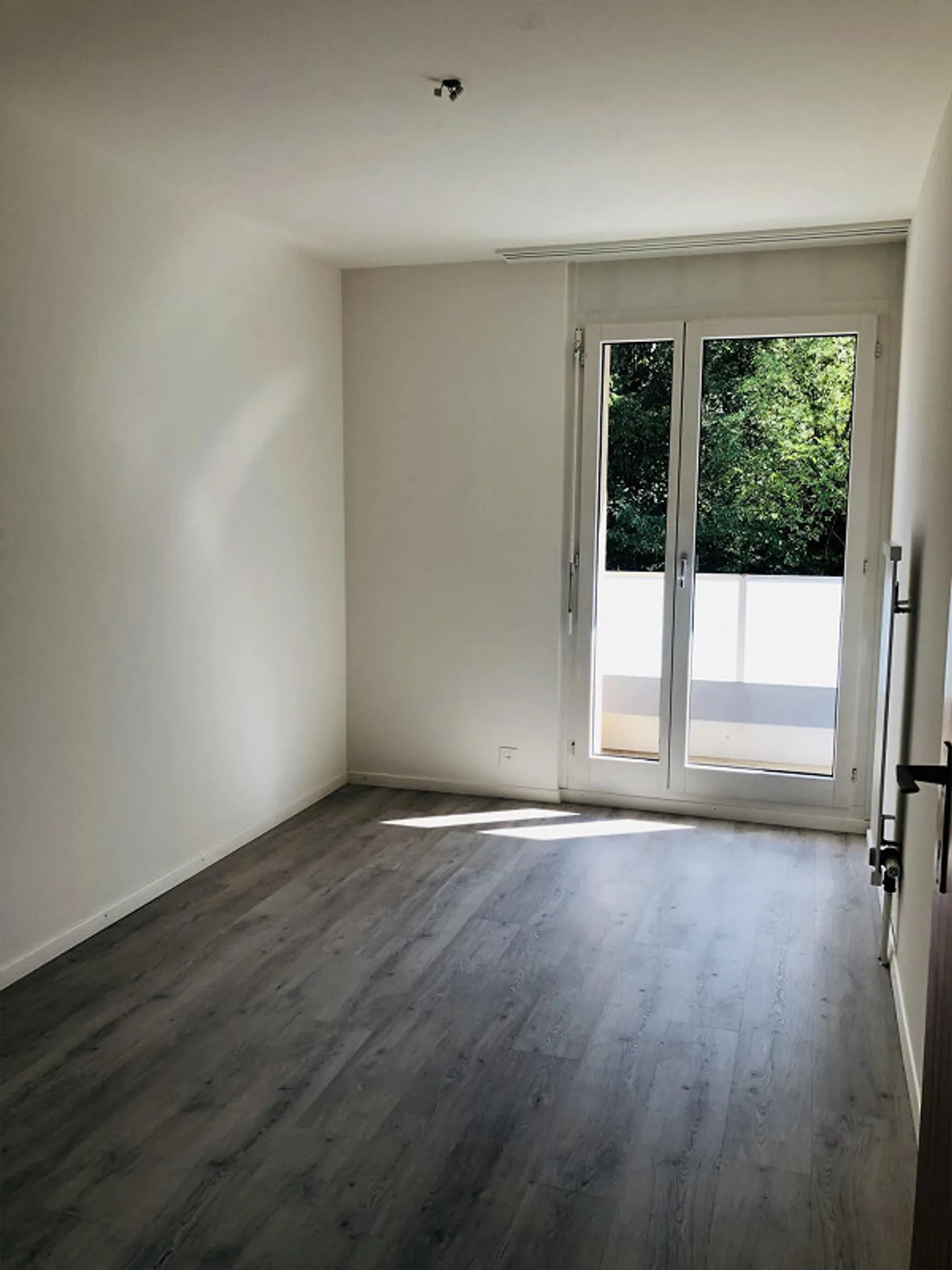 Sunny apartment in a quiet location - Photo 11 of 13