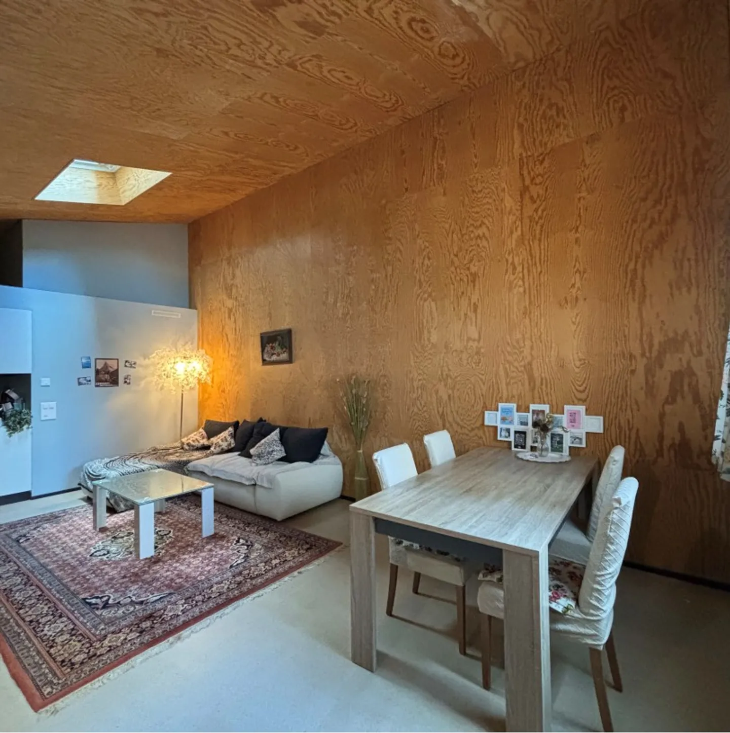 Charmant Appartement Loft à Louer - Photo 3 sur 8