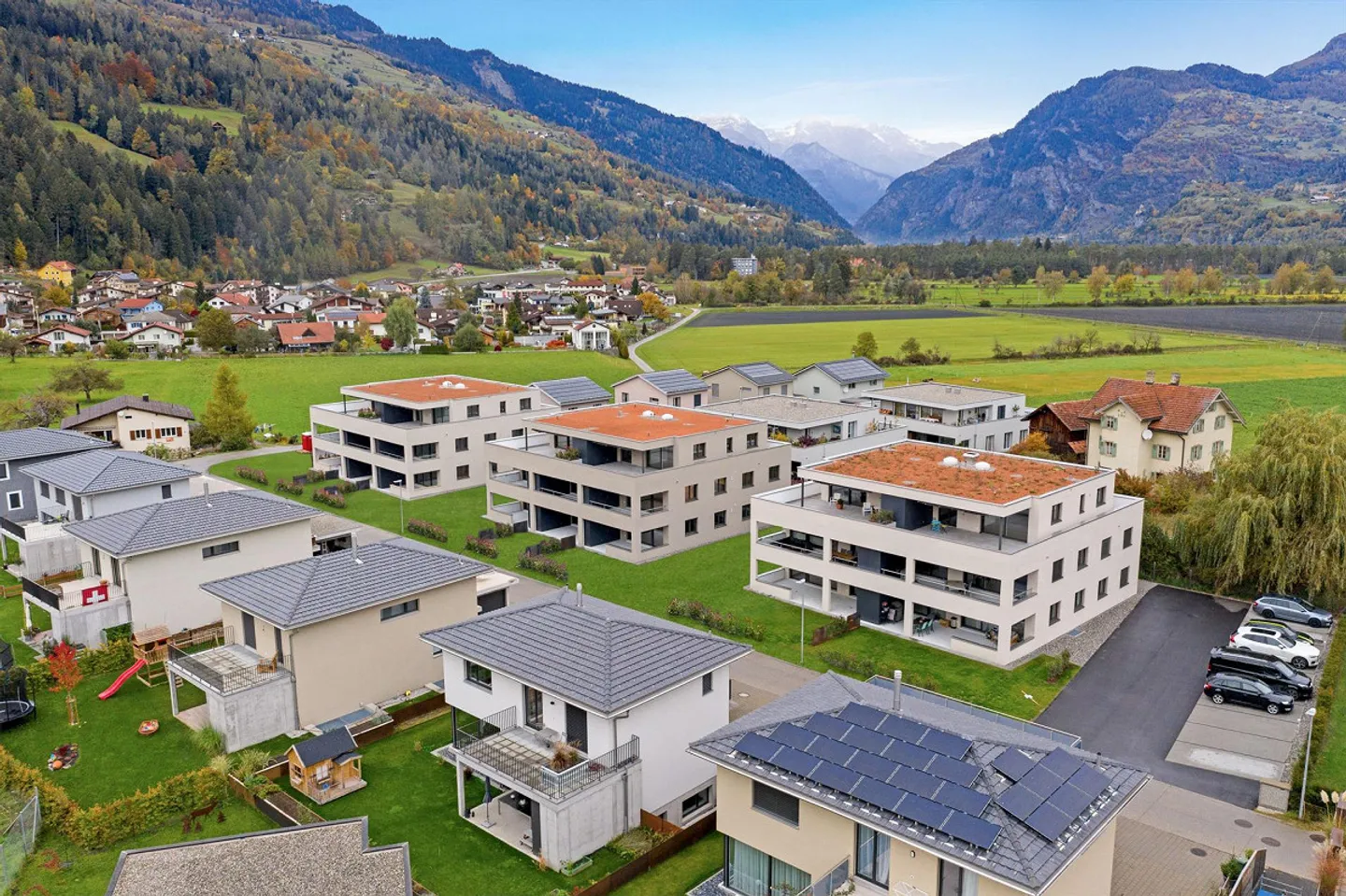 3.5 Zimmerwohnung in Cazis - Foto 1 von 13