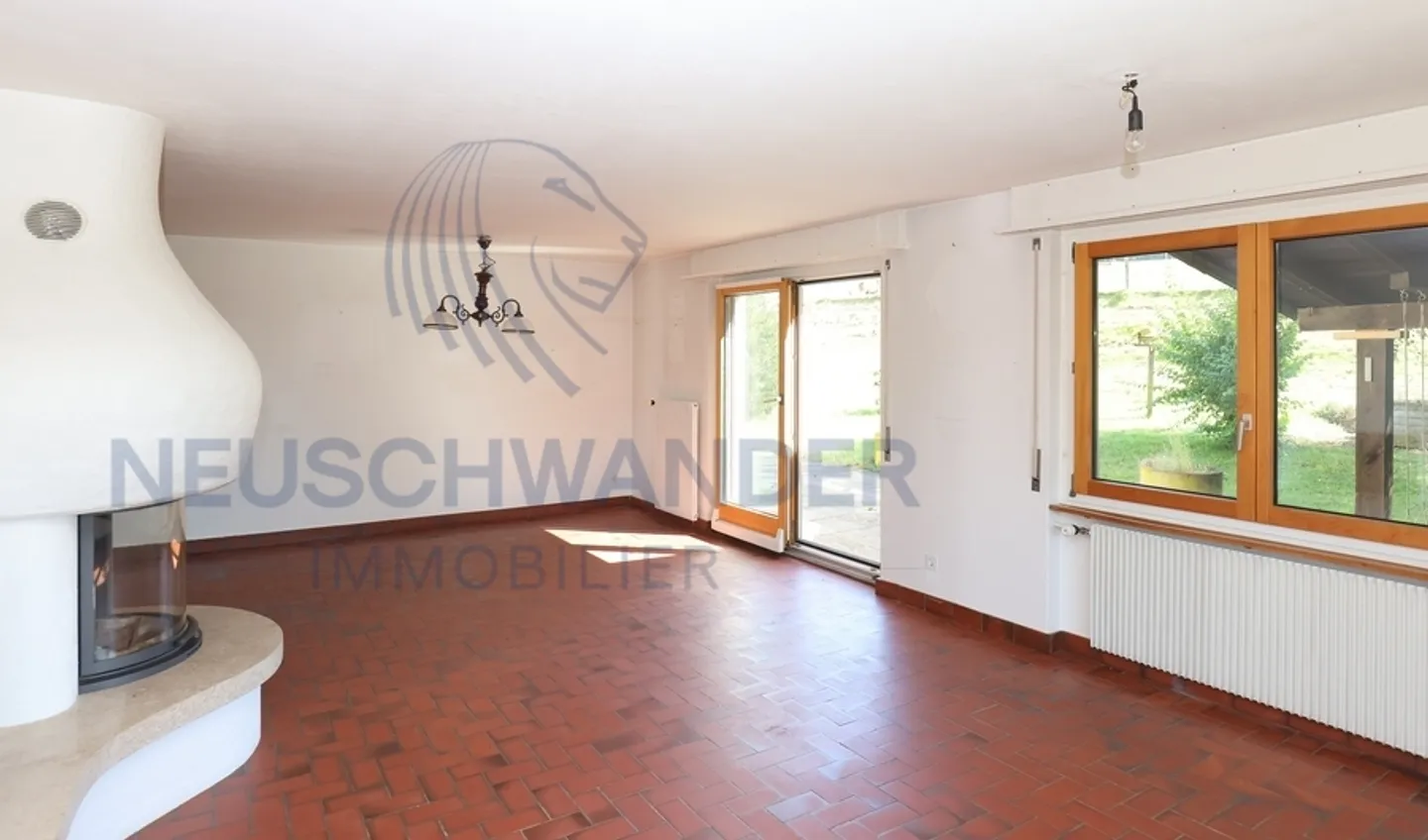 Großes Grundstück auf einem 3.200 m2 großen Grundstück inmitten der Natur. - Foto 6 von 20