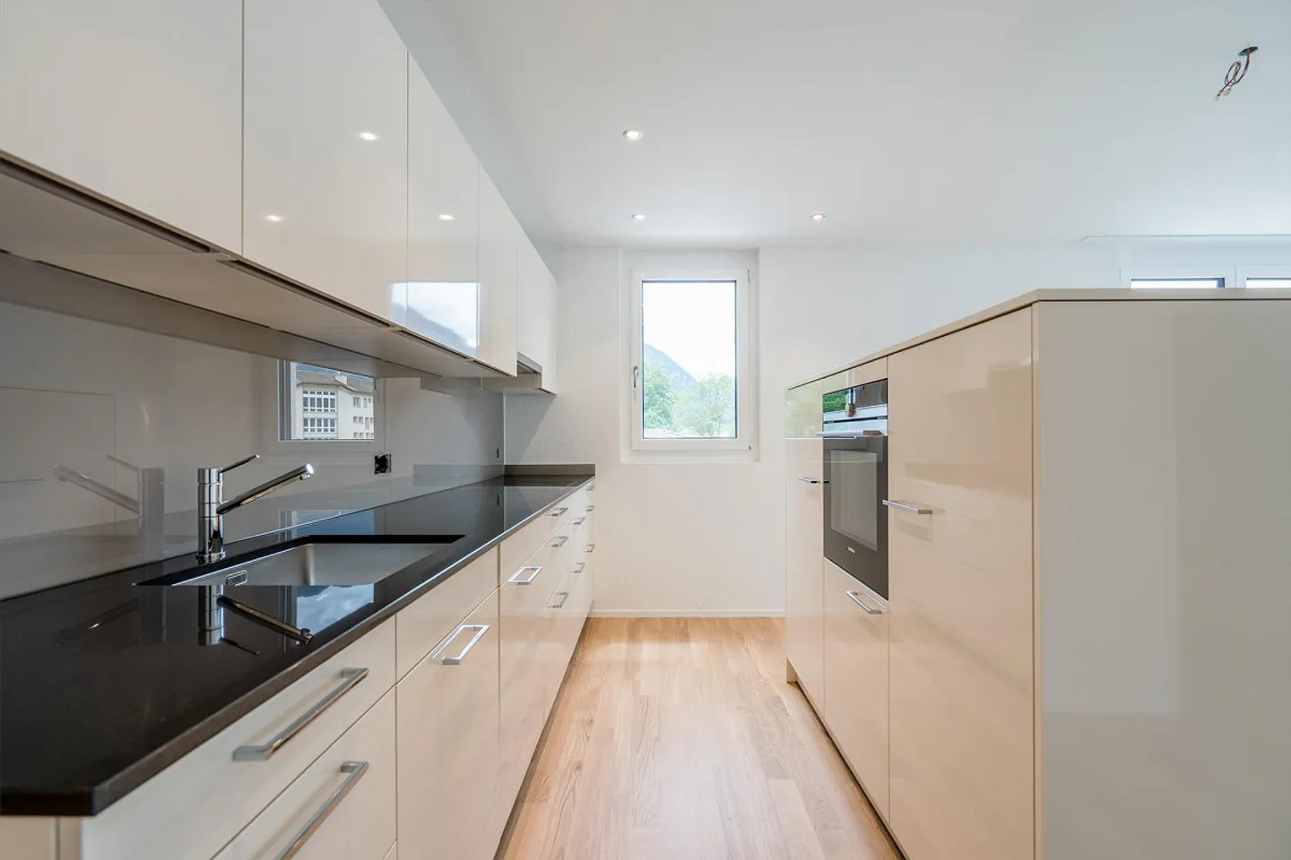 3.5 Zimmerwohnung in Cazis - Foto 3 von 13