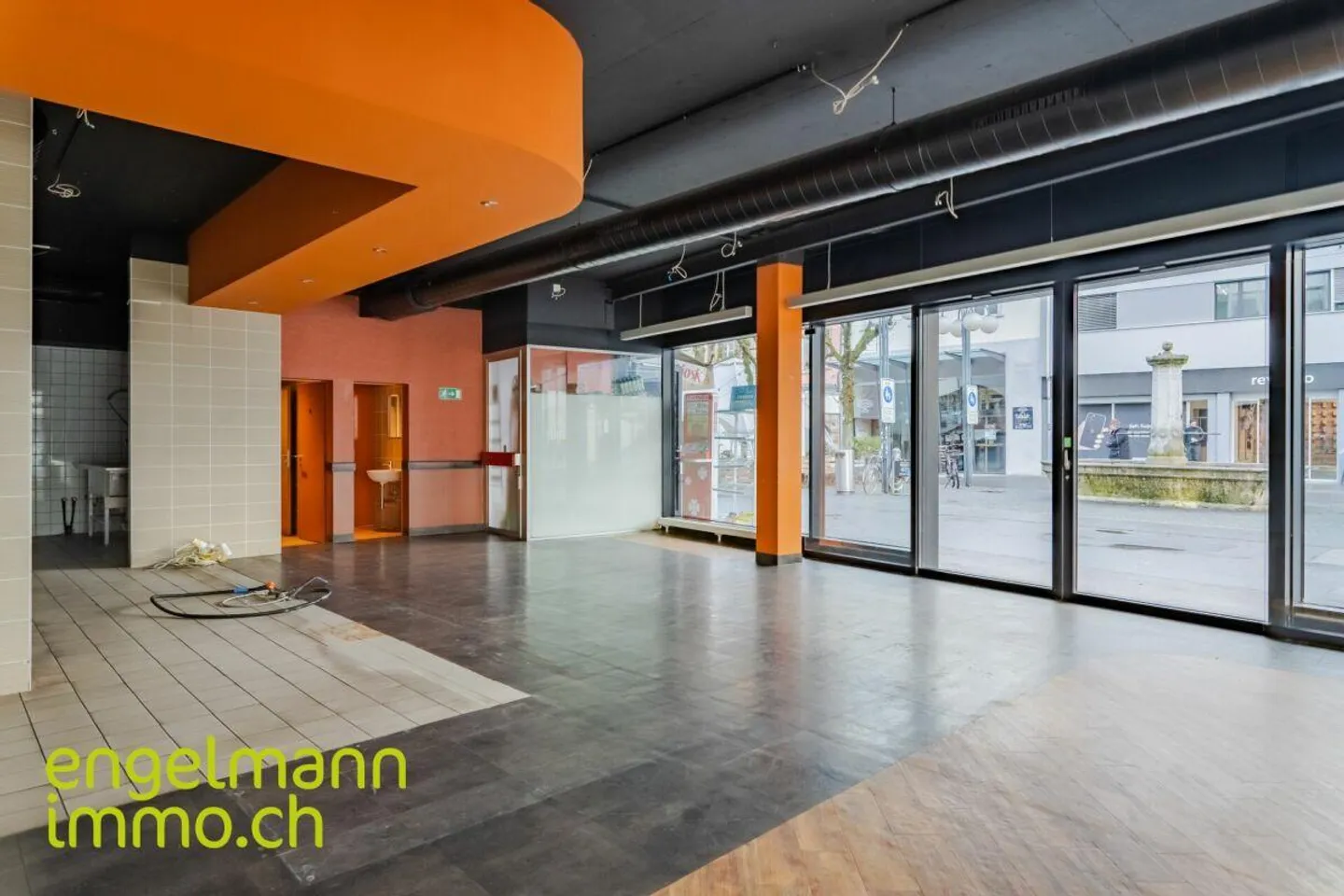 Shop for rent - Photo 6 of 10