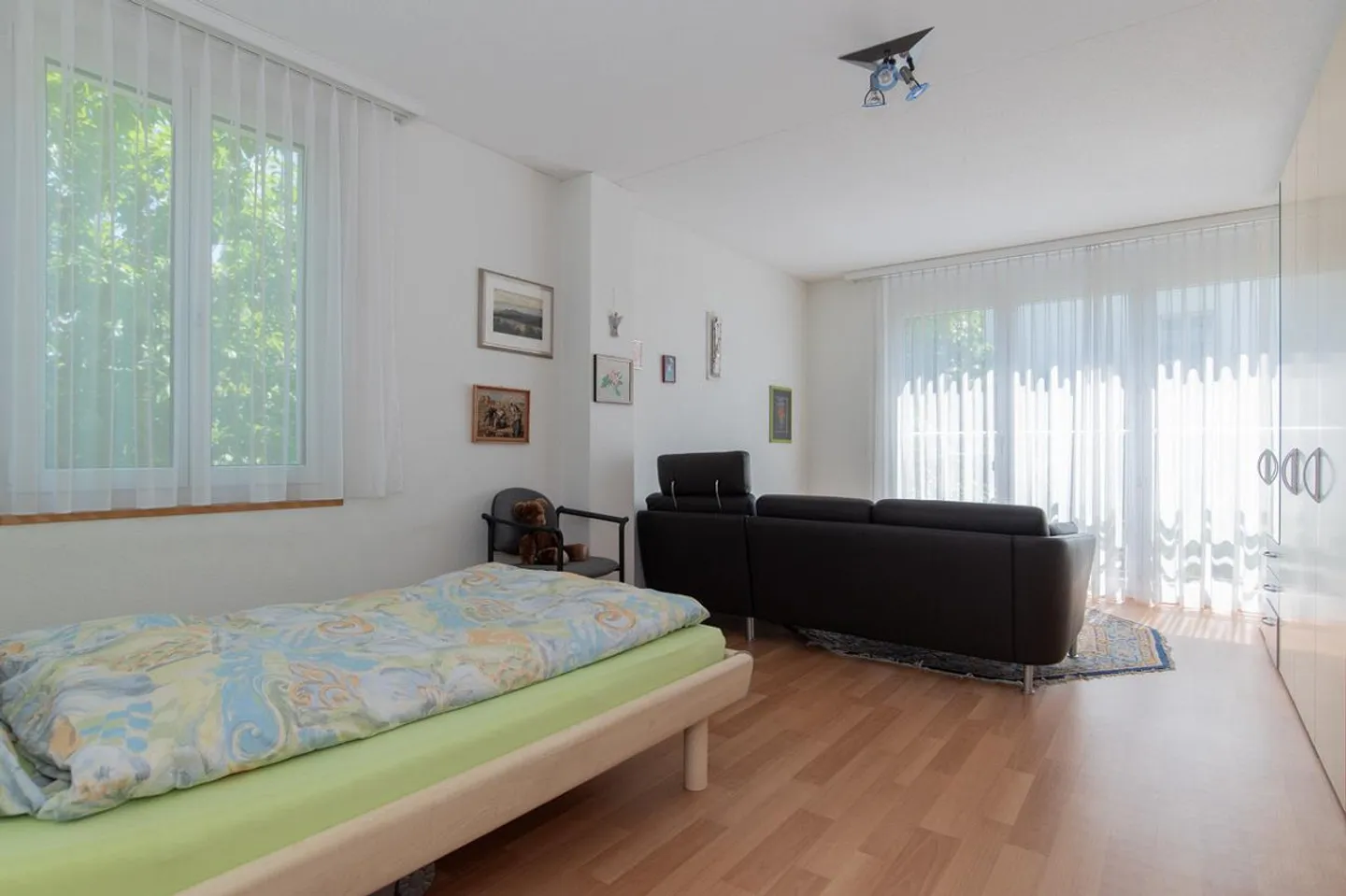 Carefully renovated & ready to move in – Your new home - Photo 2 of 11