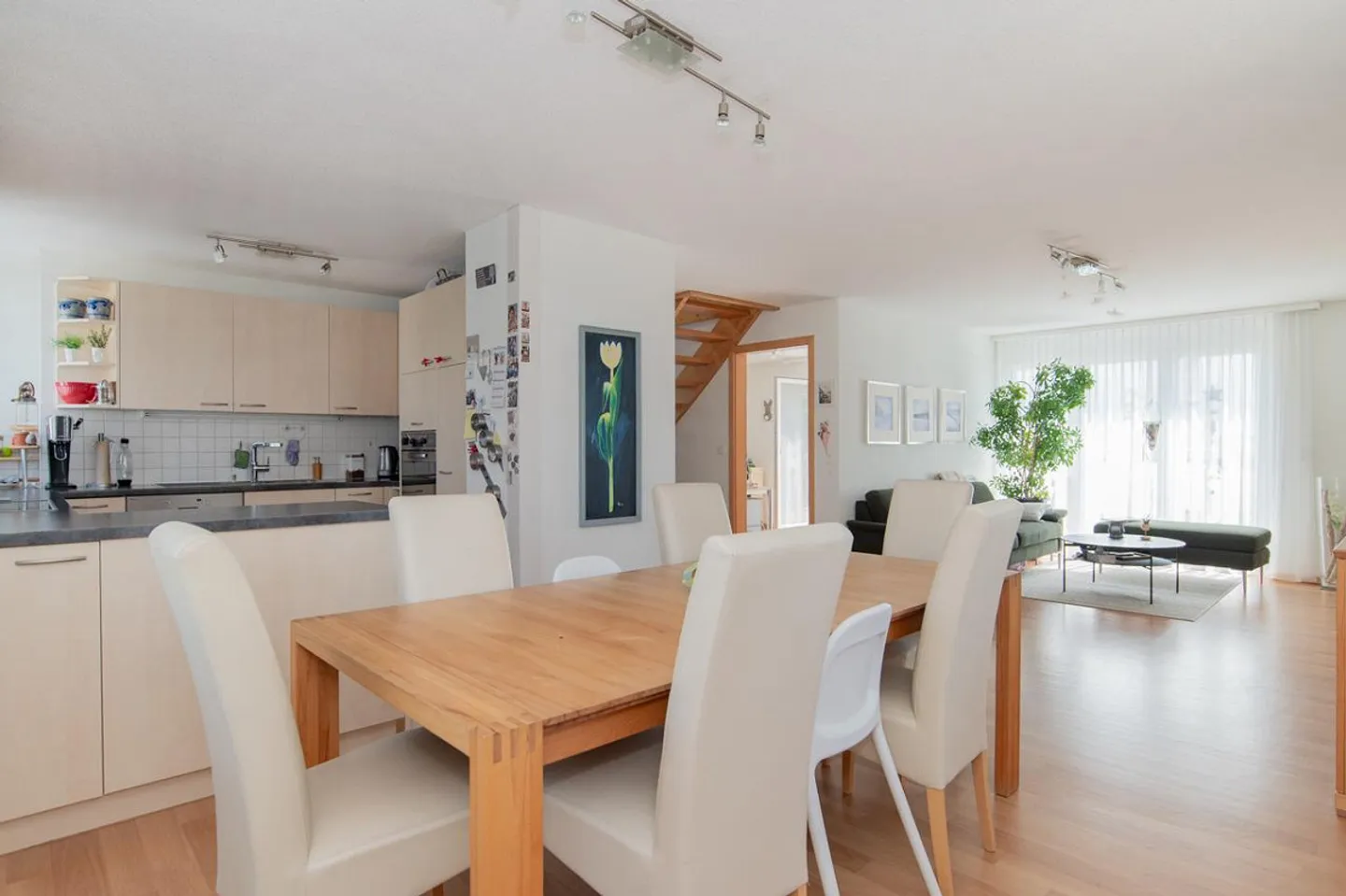 Carefully renovated & ready to move in – Your new home - Photo 3 of 11
