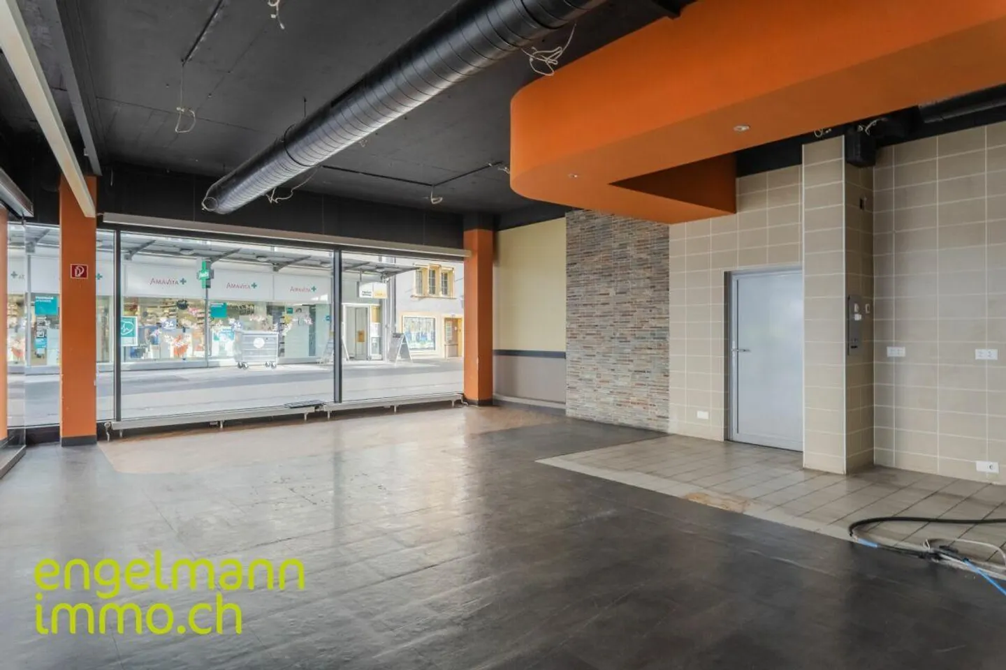 Shop for rent - Photo 7 of 10