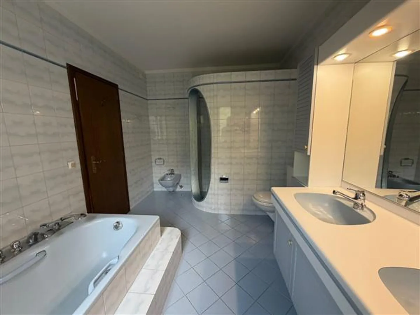SEMIONE: Doppelhaushälfte 9 Zimmer - Foto 4 von 13