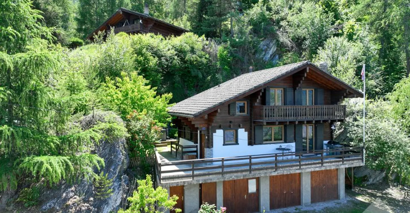 Charmantes Chalet mit Bergblick - Foto 2 von 10