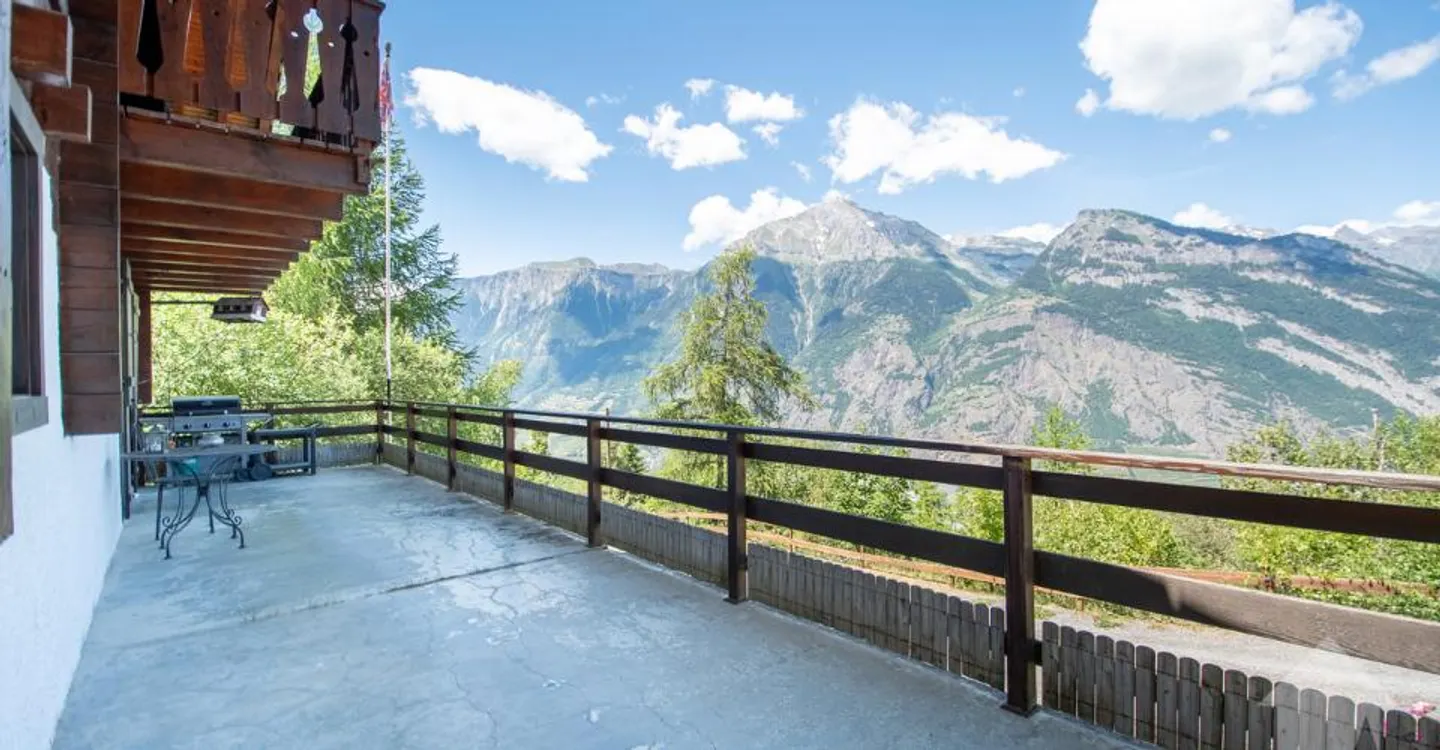 Charmantes Chalet mit Bergblick - Foto 4 von 10