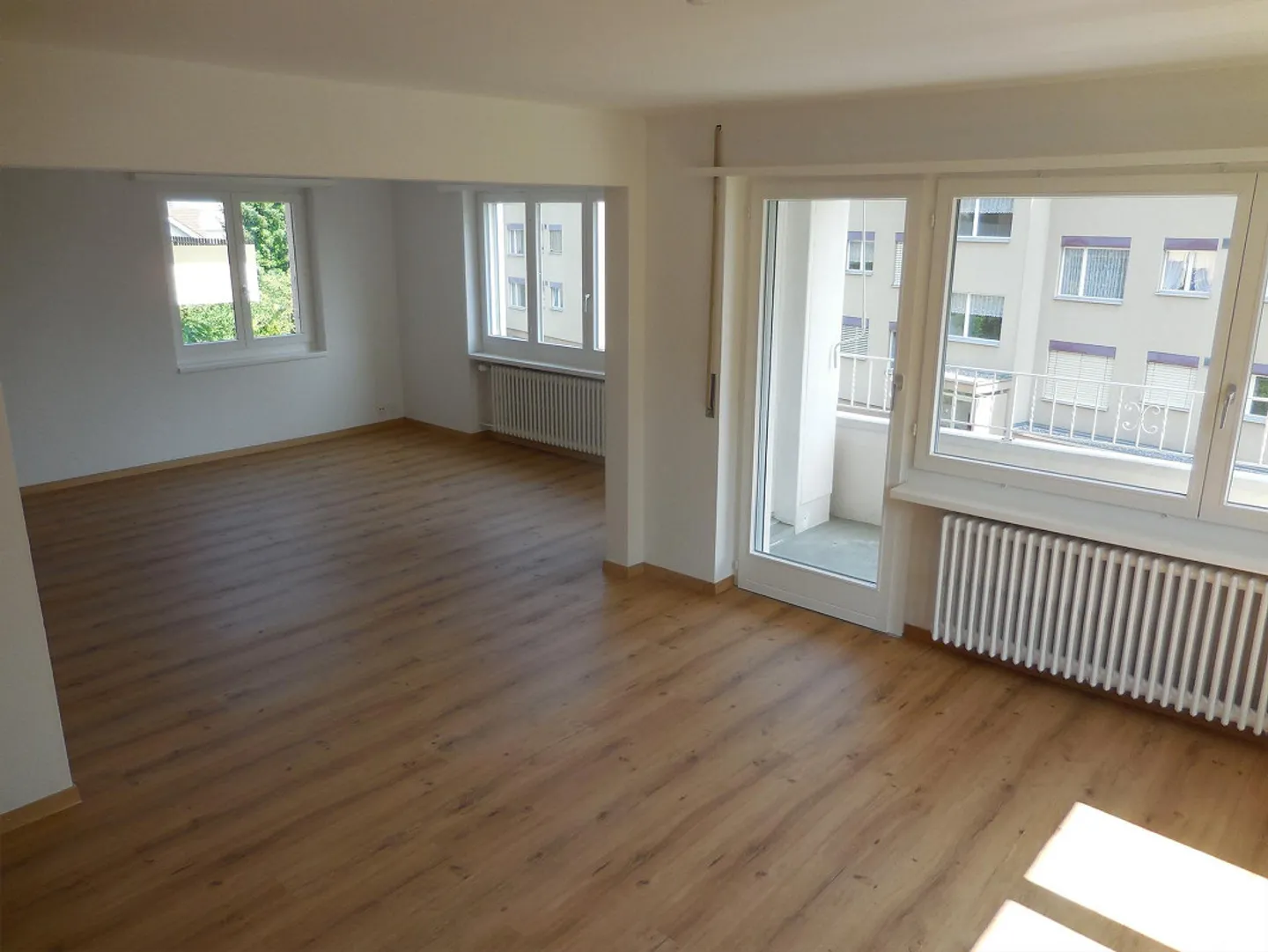 Joli appartement dans un emplacement central - Photo 2 sur 8