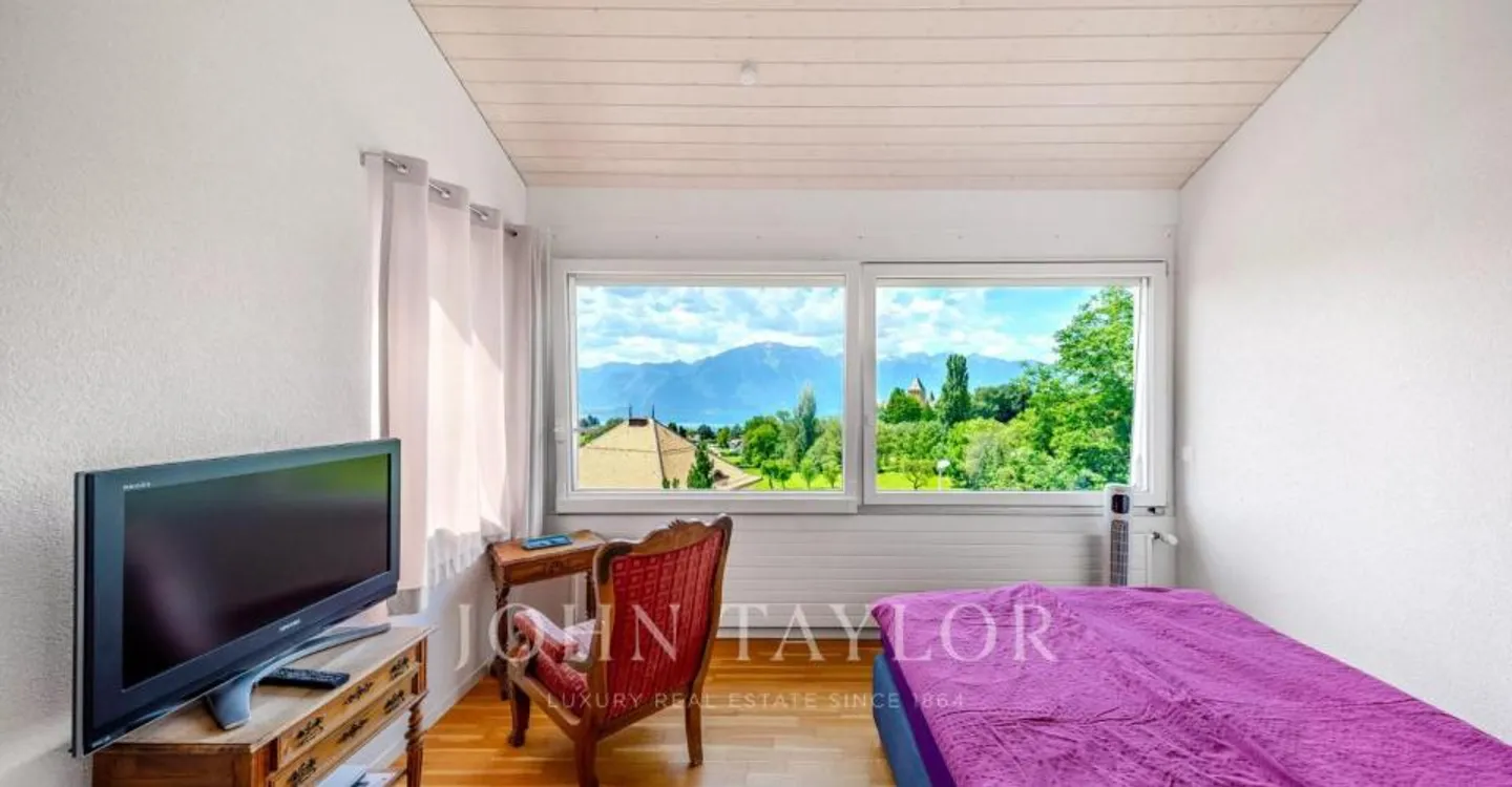 Elegantes Haus mit Seeblick - Foto 9 von 13