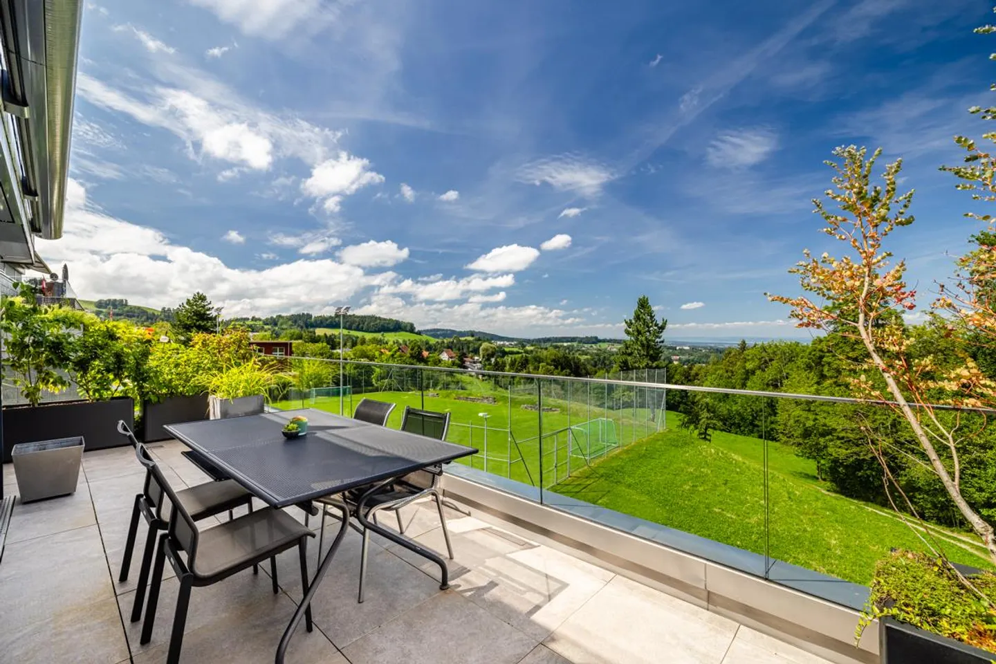 Spazioso appartamento con terrazza e vista sul Lago di Costanza - Foto 1 di 7