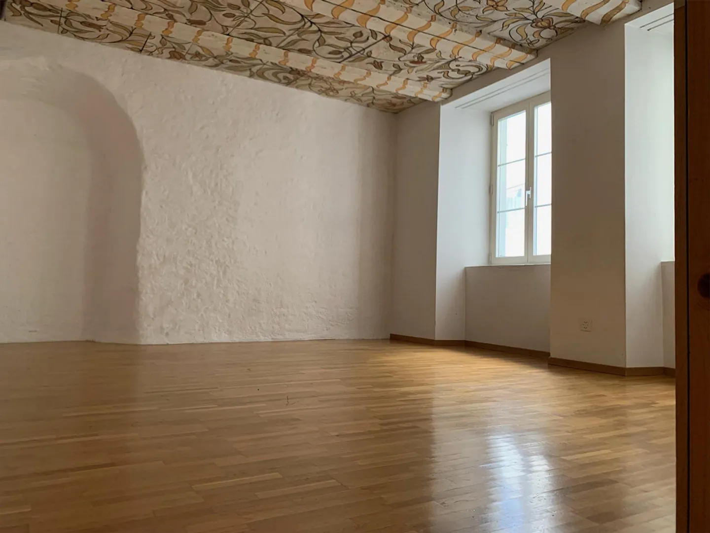 Spacious 4.5-room apartment - Photo 3 of 7