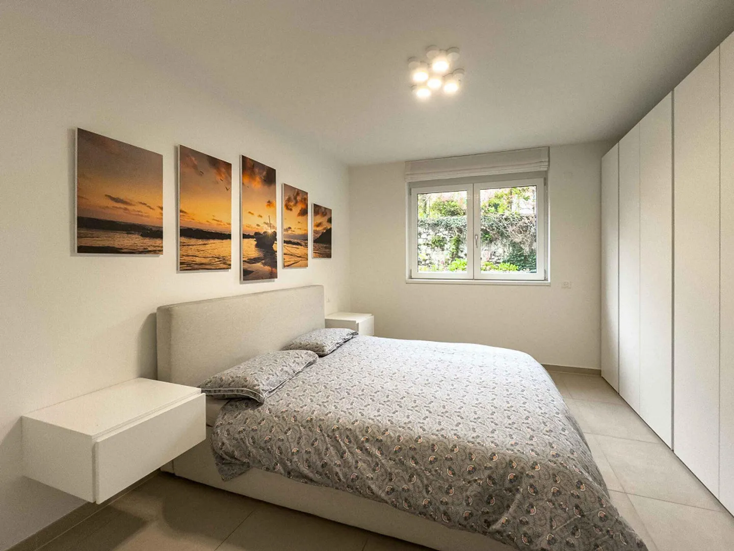 Pour un revenu ou un usage privé, très nouveau, élégant appartement de 2,5 pièces avec jardin privé - Photo 4 sur 14