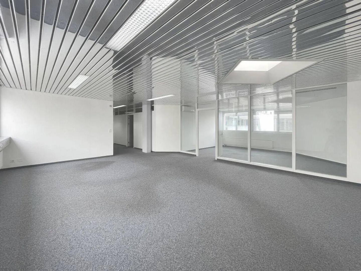 Single Office for Rent 20 - 52 m2 - depending on needs - Photo 5 of 8