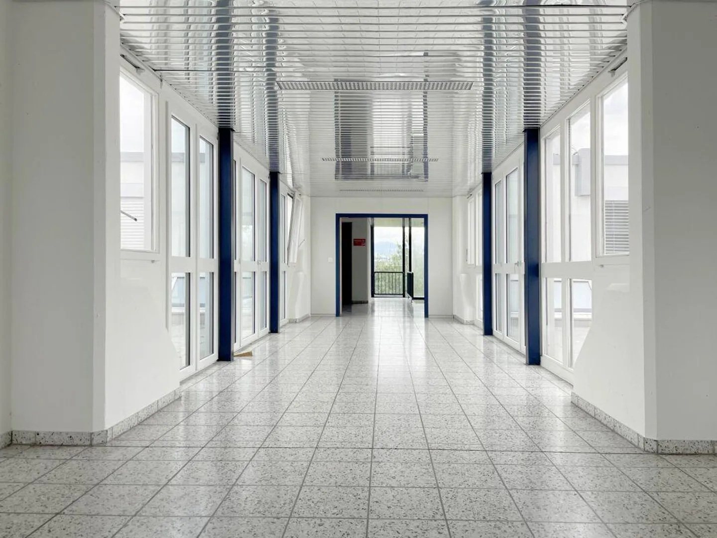 Single Office for Rent 20 - 52 m2 - depending on needs - Photo 6 of 8