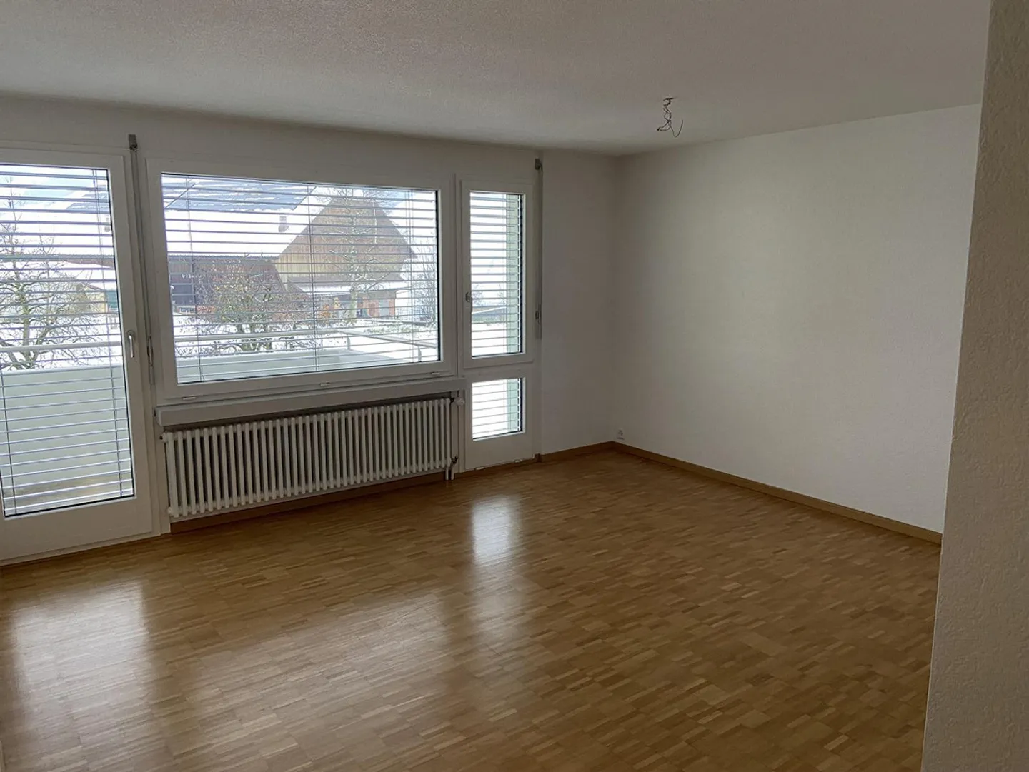 4.5 Room Apartment - Photo 3 of 9