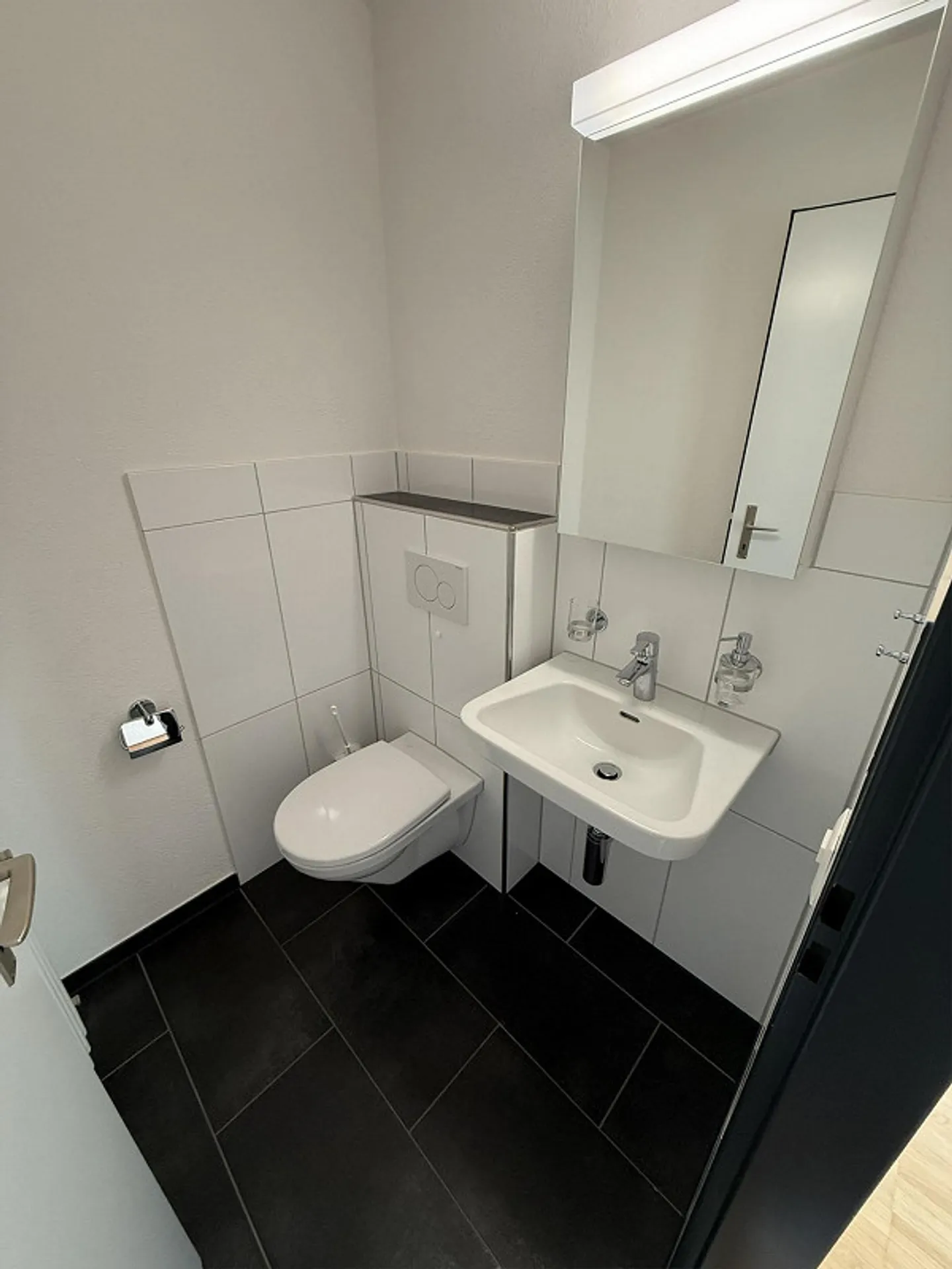 4.5 Room Apartment - Photo 9 of 9