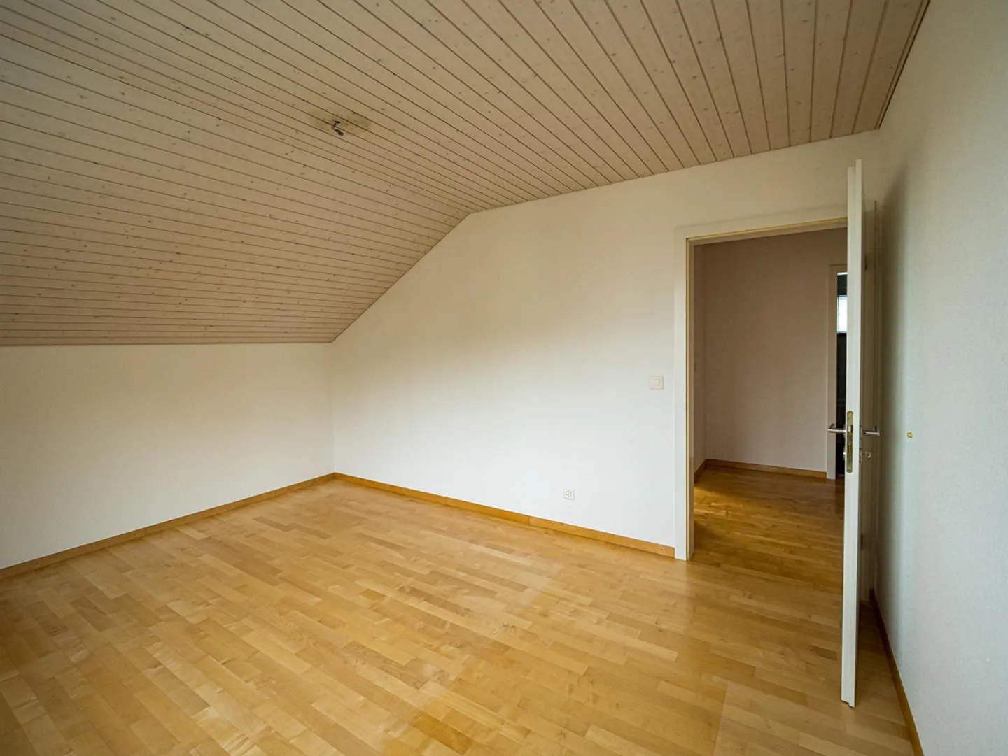 Einfamilienhaus mit grandioser Aussicht - Foto 13 von 17