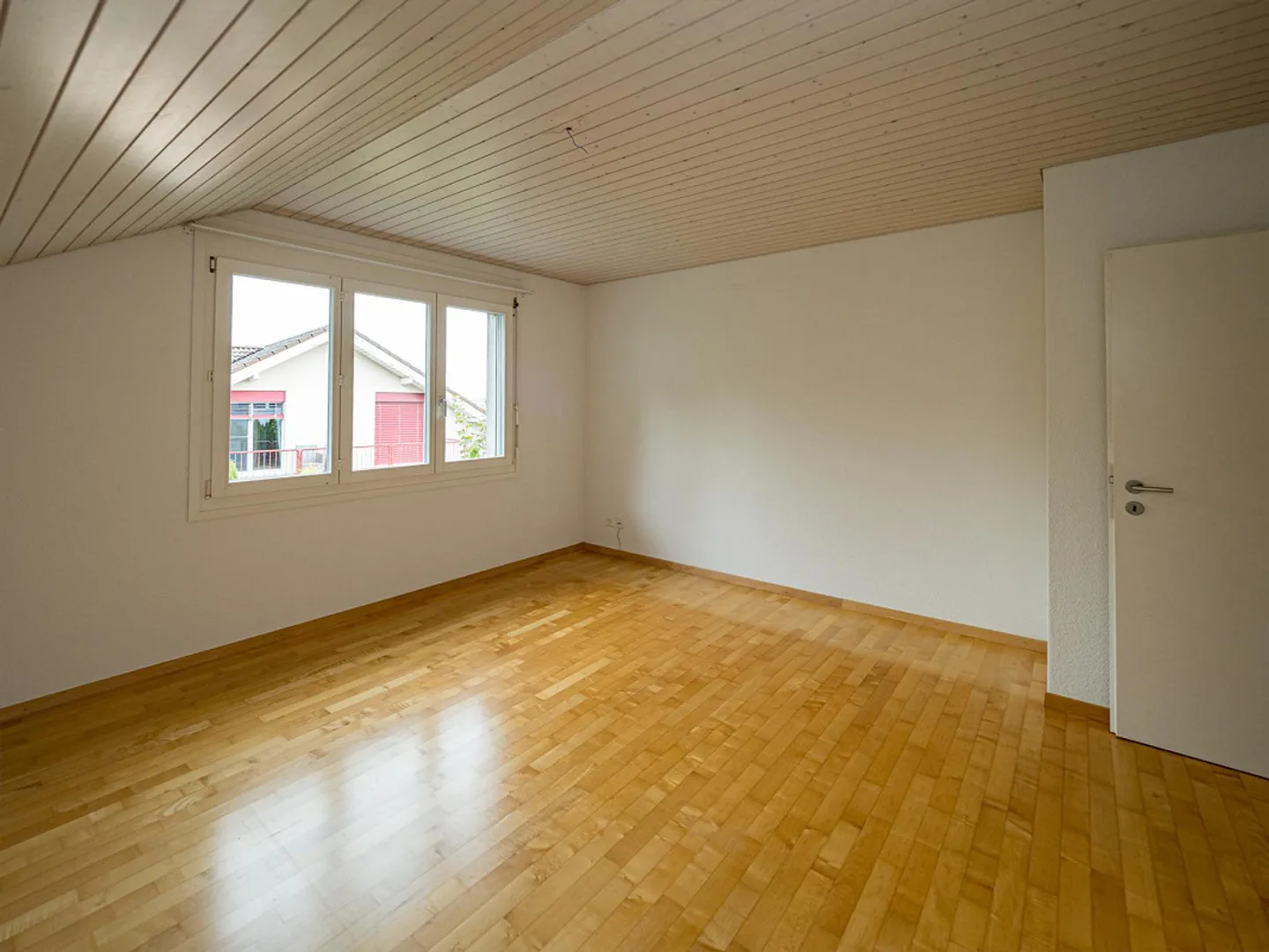 Einfamilienhaus mit grandioser Aussicht - Foto 12 von 17