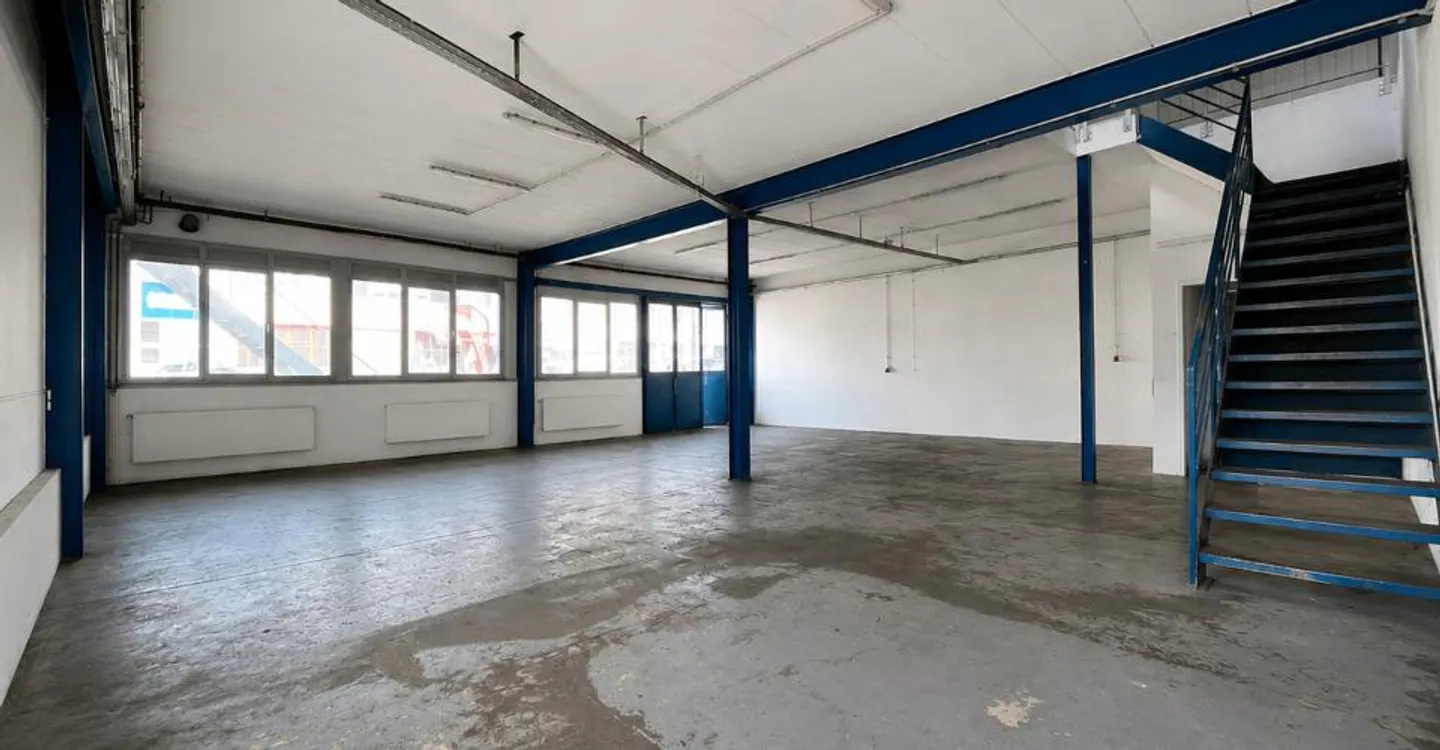 Atelier Spacieux à Louer - Photo 6 sur 7