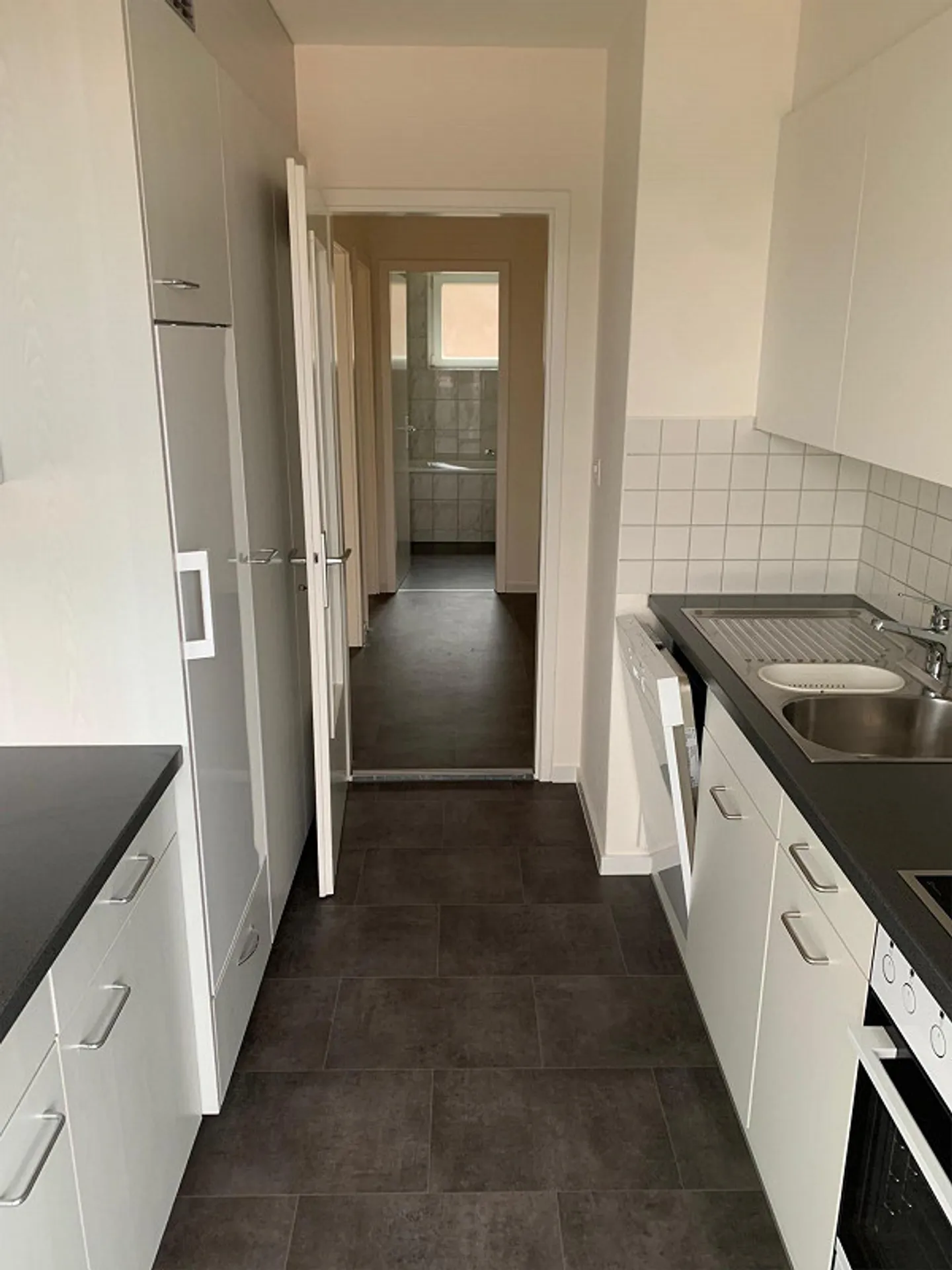 4.5 Zimmerwohnung mit Balkon - Foto 5 von 9