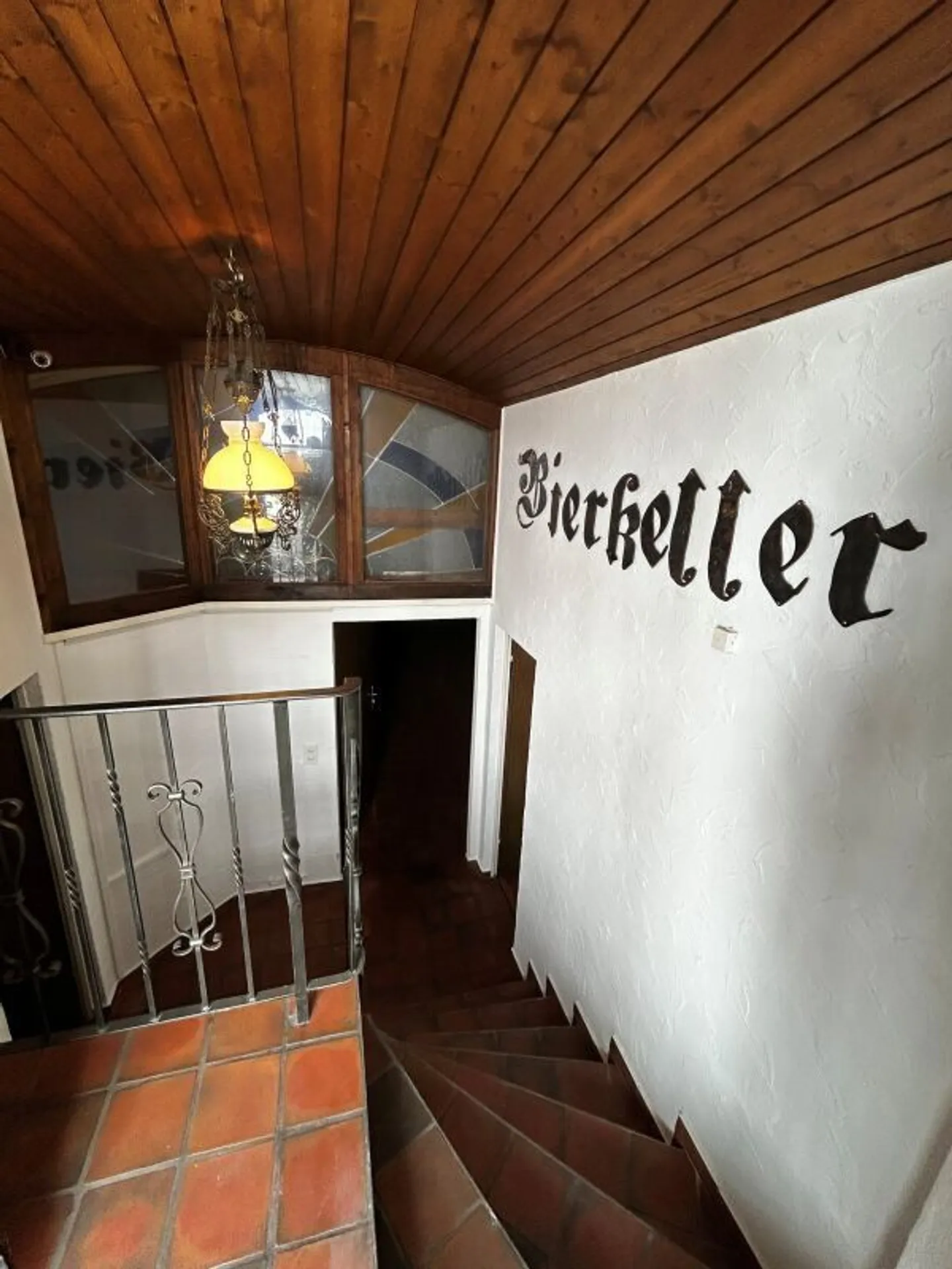 Bar culturale / cantina della birra / clubhouse / cantina di campionamento / sala freccette, ecc. - Foto 4 di 10