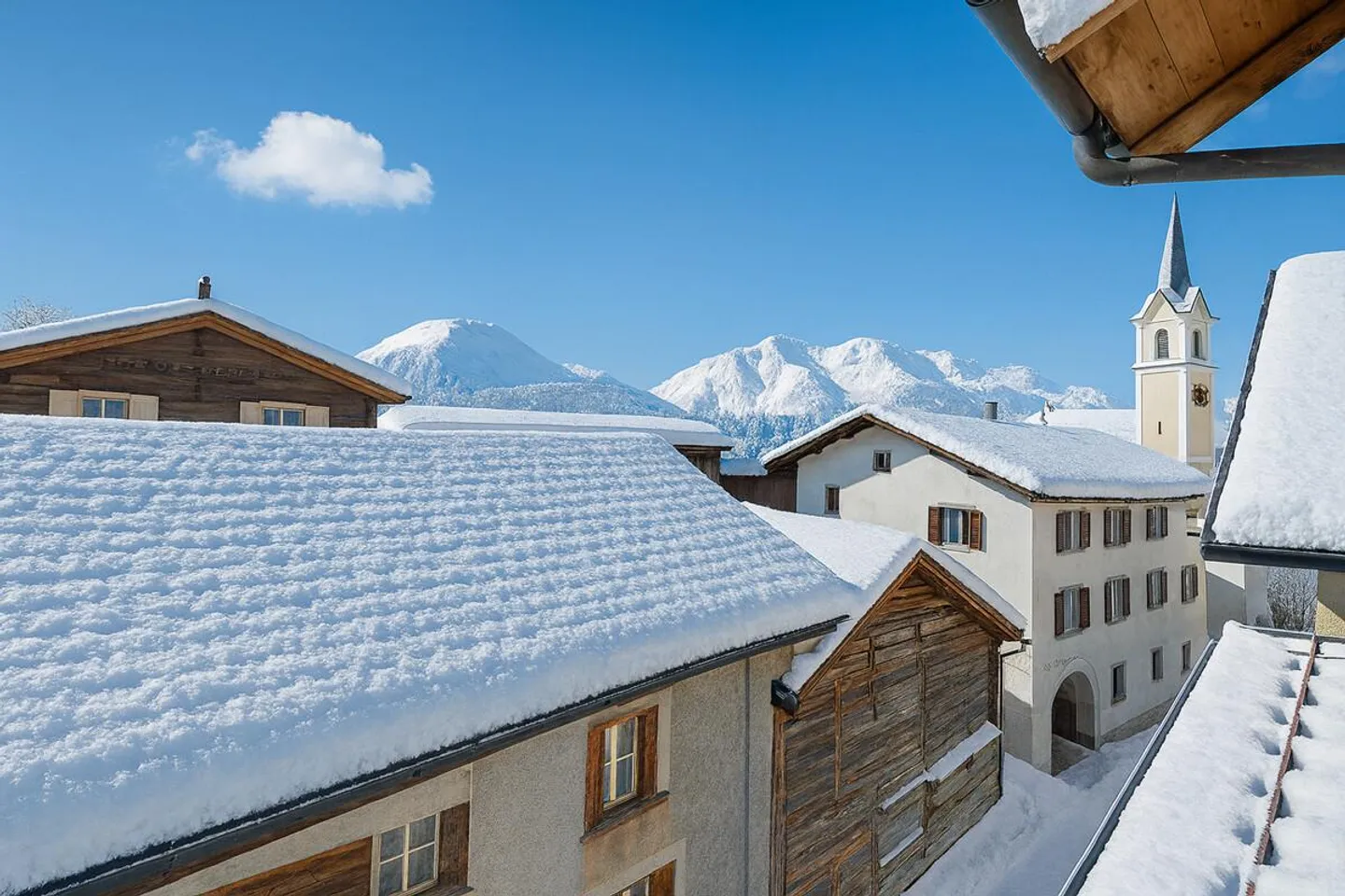 Historic Residential House Near the Ski Resort Flims Laax Falera in Trin - Photo 2 of 6