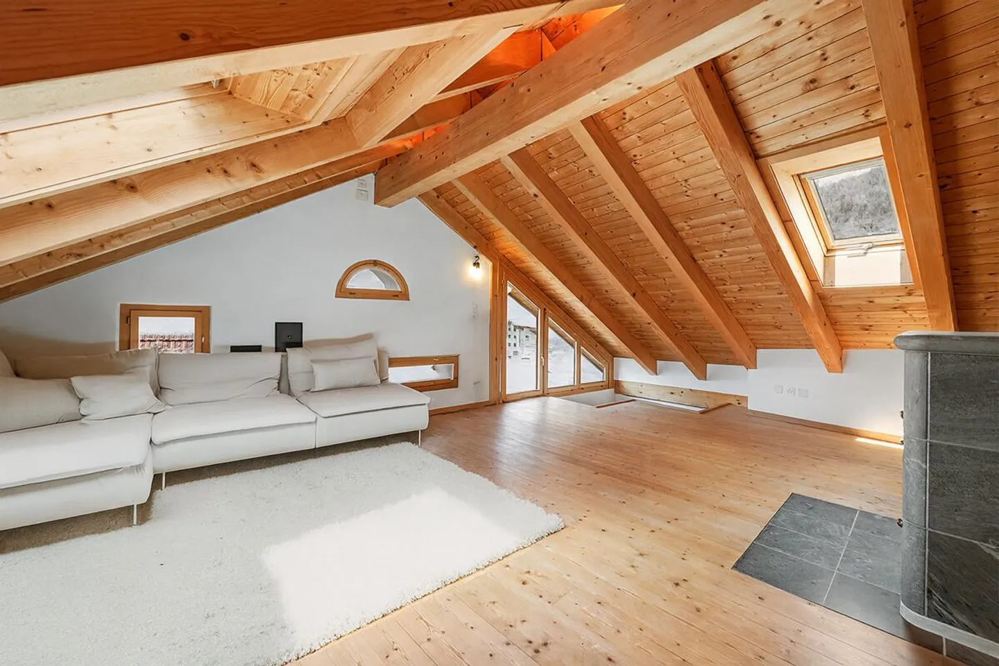 Historic Residential House Near the Ski Resort Flims Laax Falera in Trin - Photo 5 of 6